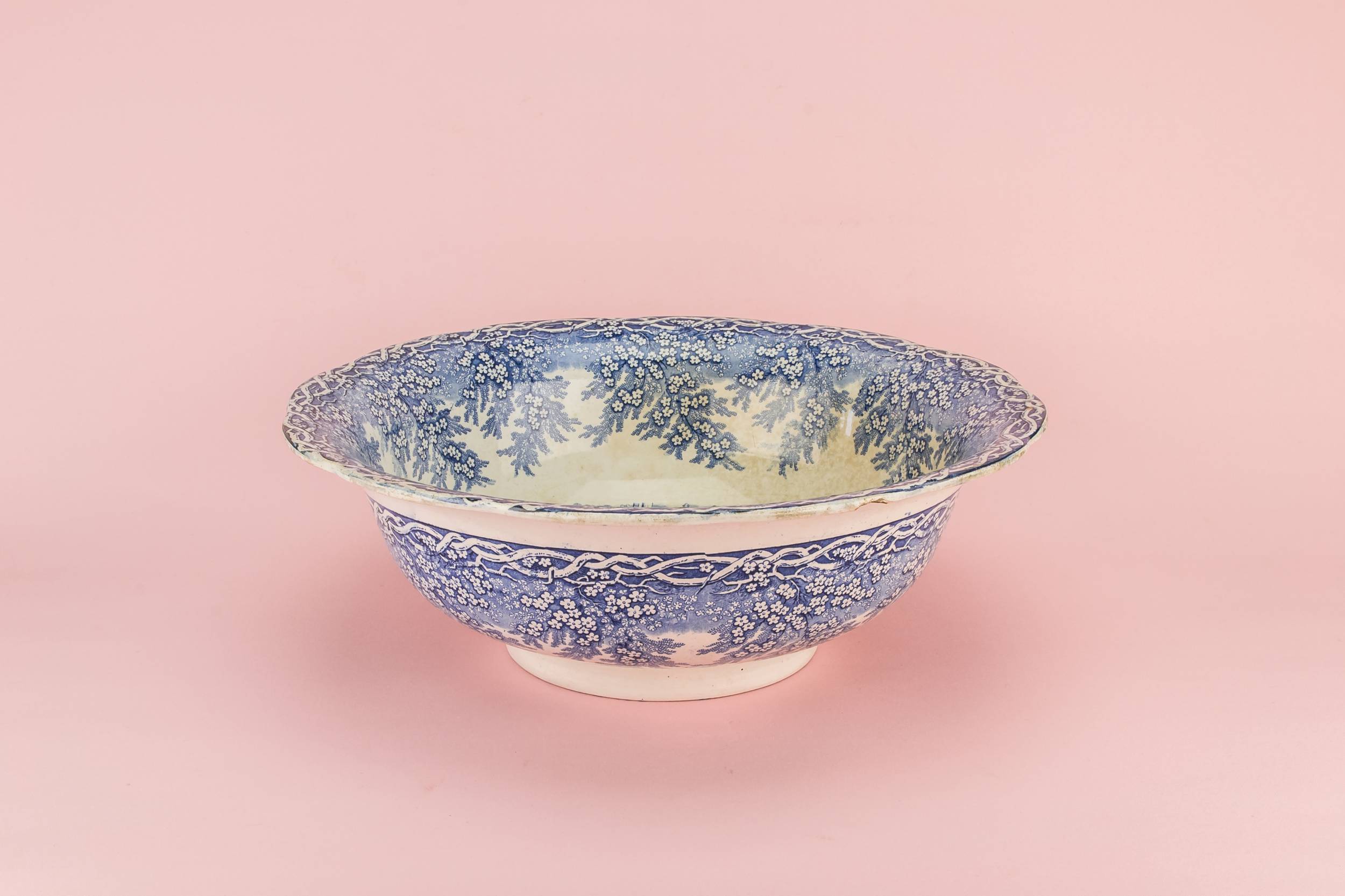Shabby Chic Antique — High Victorian pottery bowl