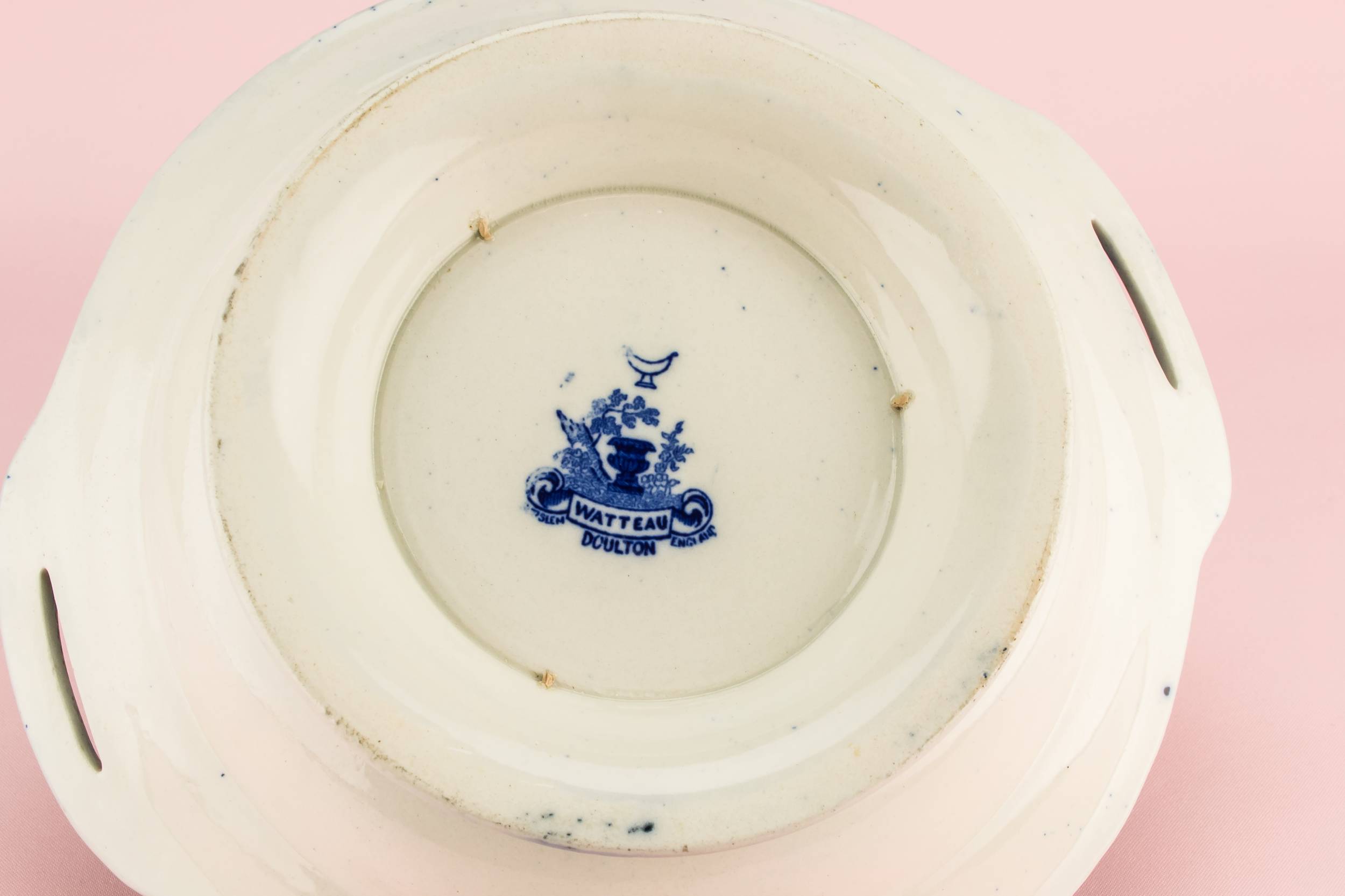 Attractive Antique Watteau — Doulton stoneware serving bowl 4