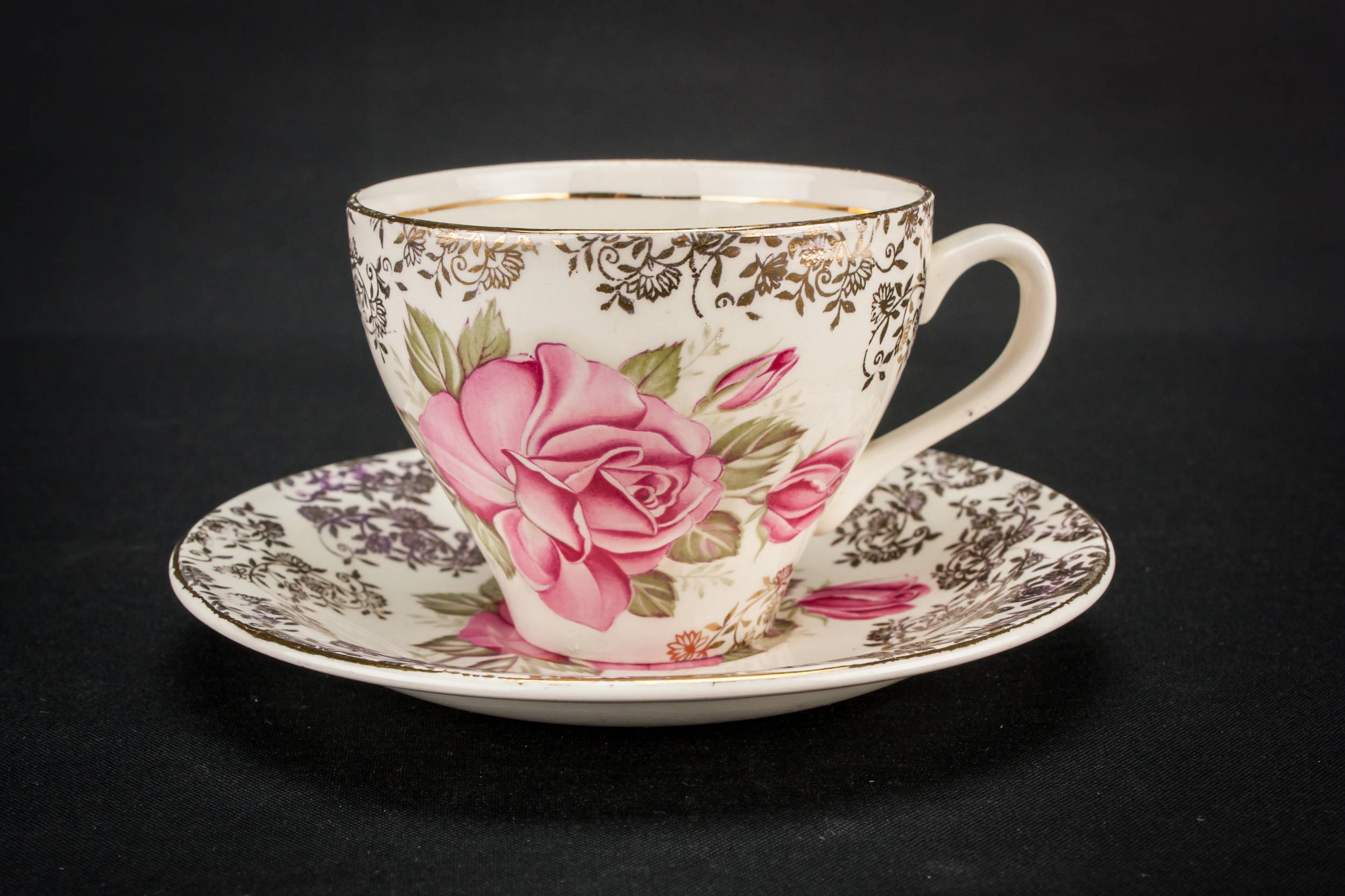 Persons Slick Vintage — Gold pottery tea set for five 3
