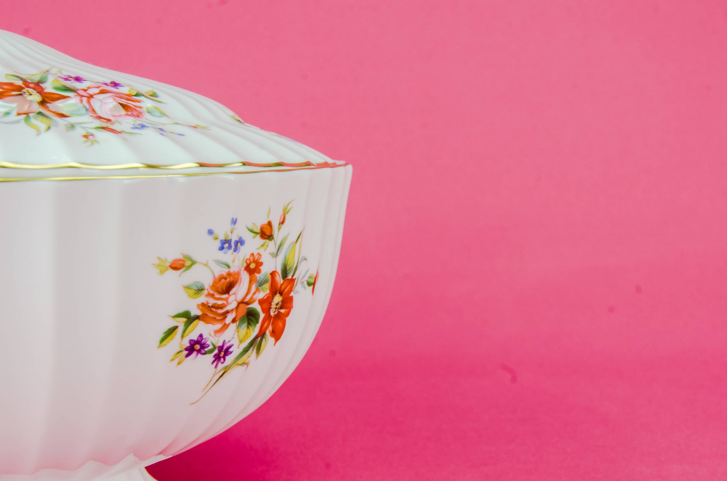 Vintage Retro TUREEN — Large bone china tureen 4