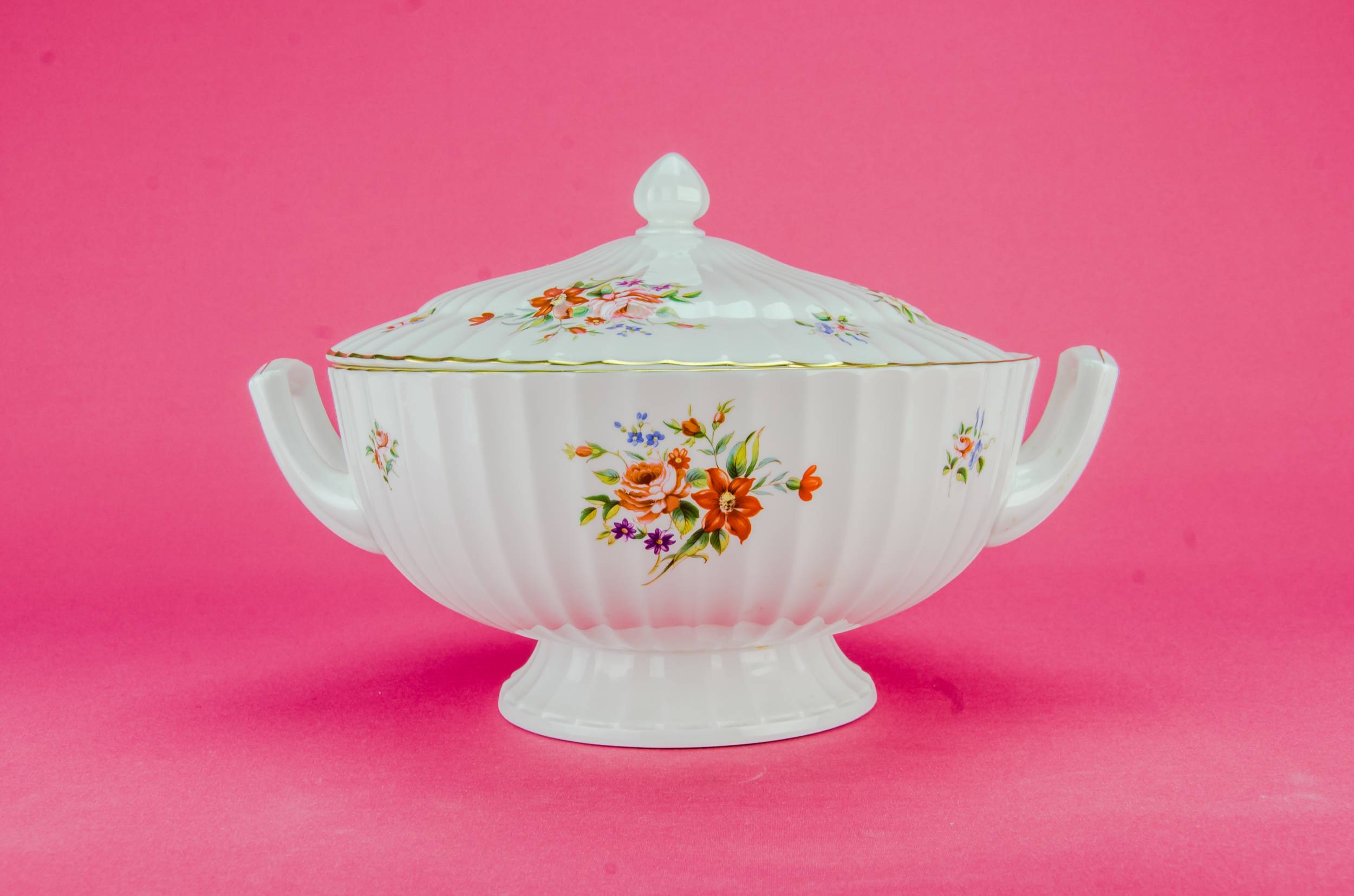 Vintage Retro TUREEN — Large bone china tureen 5