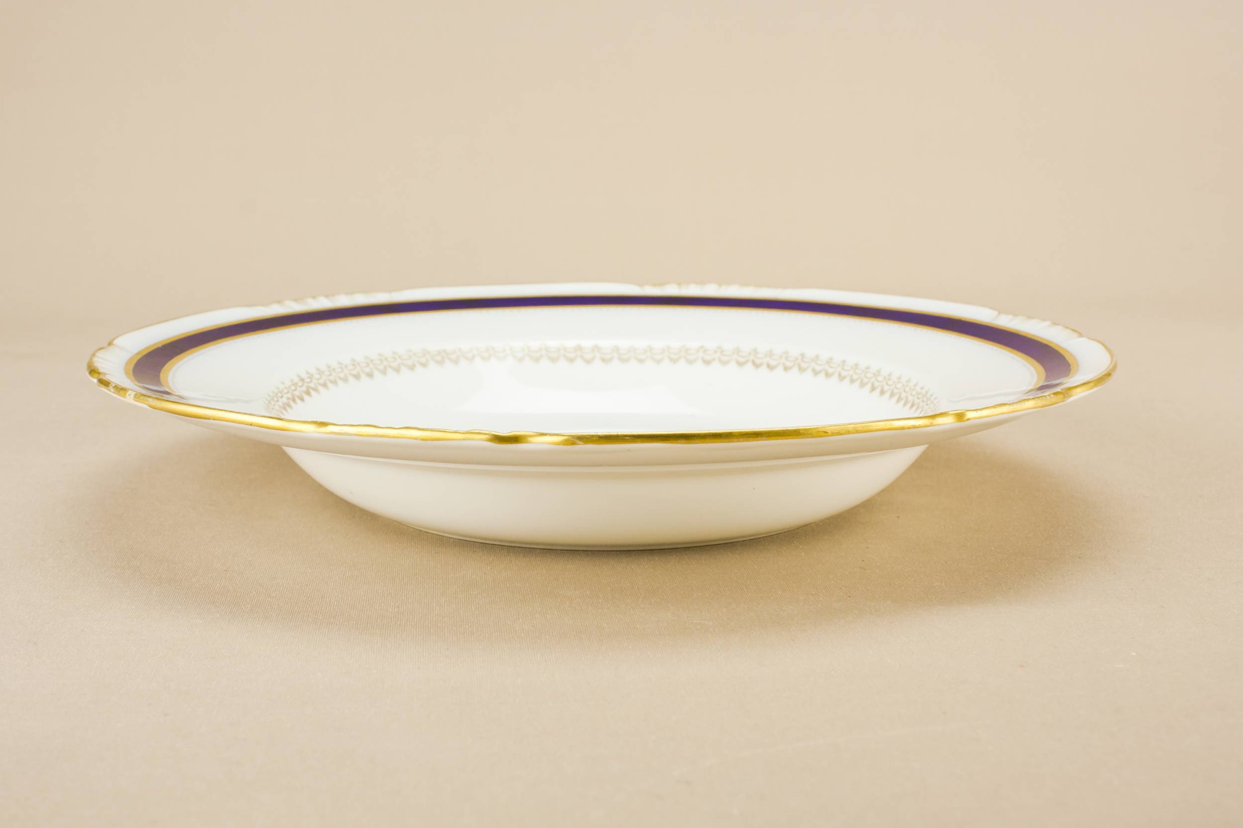Luxurious Antique Scroll — 5 blue and white dinner plates 2