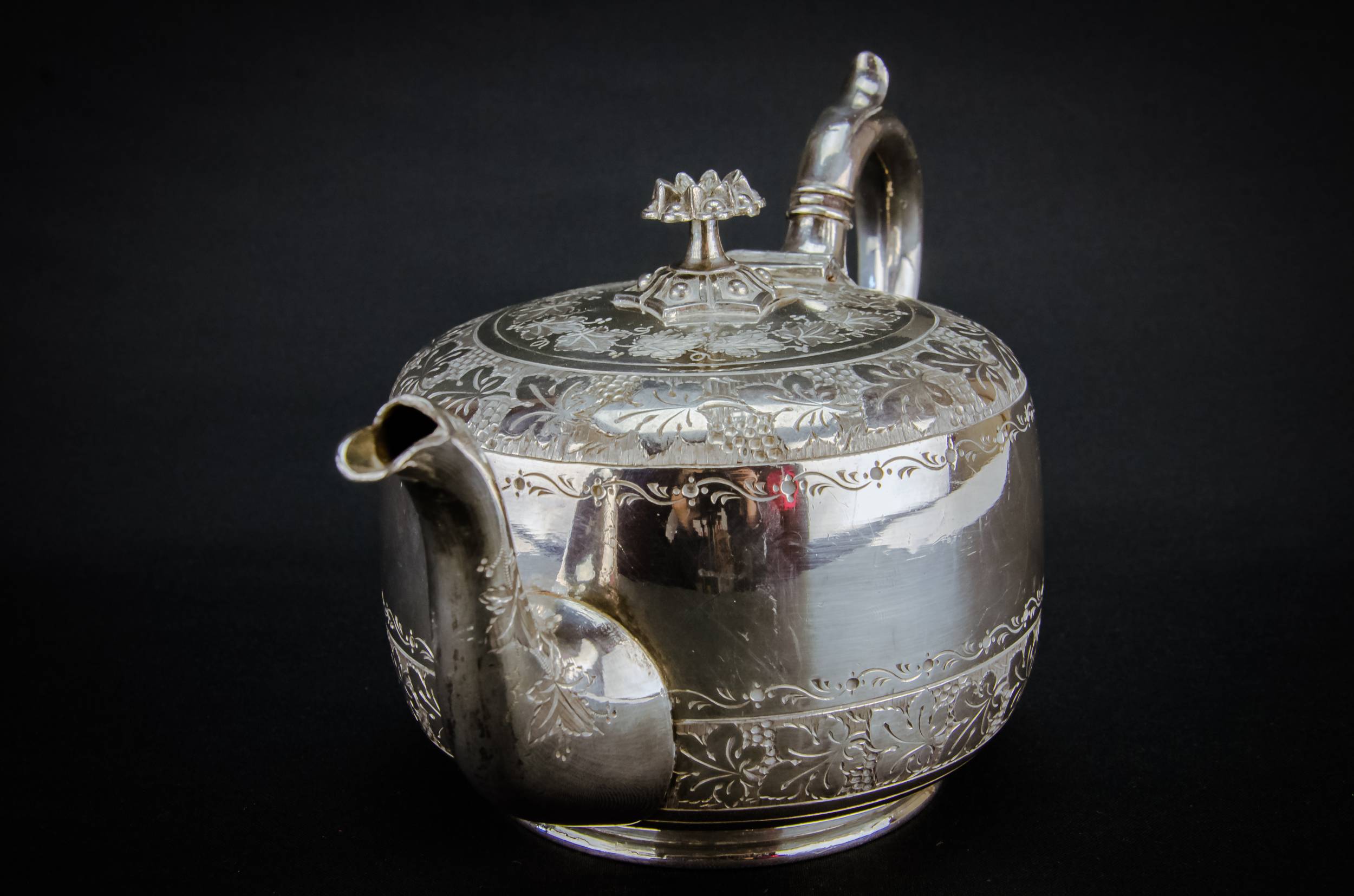 Luxurious Antique TEAPOT — Victorian teapot 0.6L 2