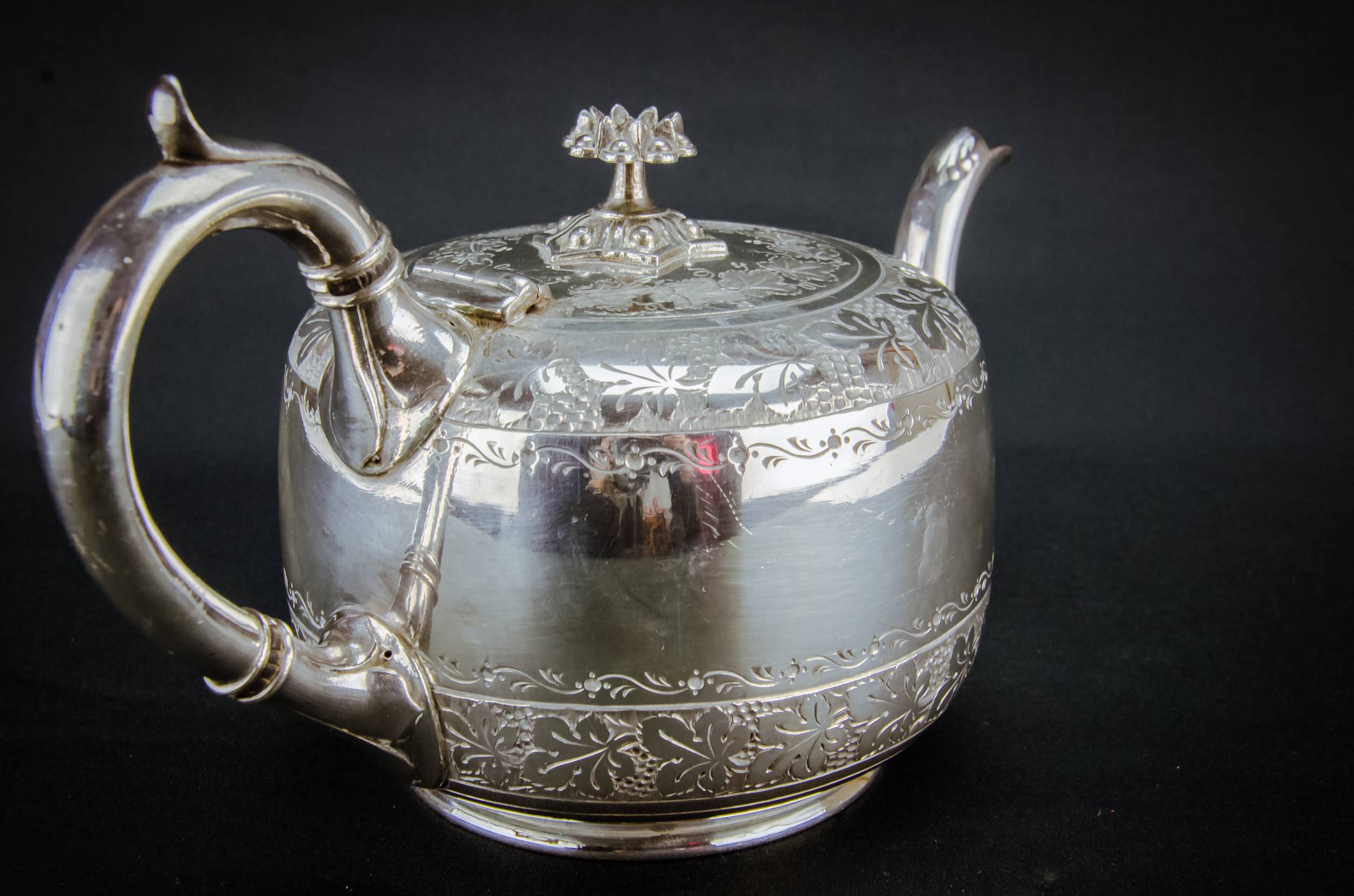 Luxurious Antique TEAPOT — Victorian teapot 0.6L 6