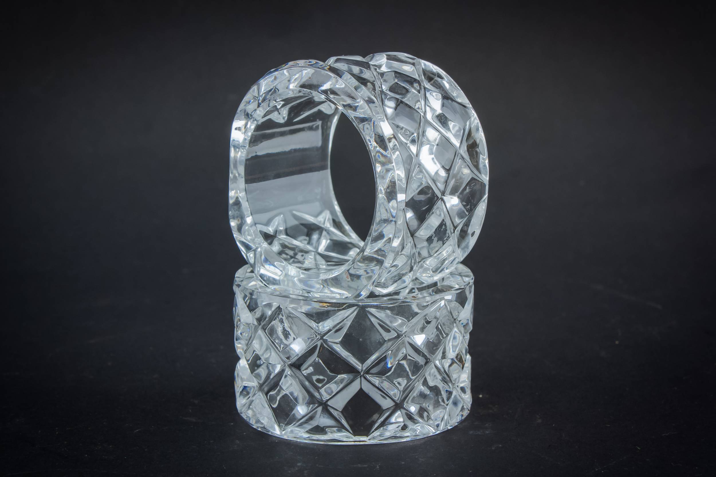 Vintage Medium NAPKIN — 6 glass medium napkin rings