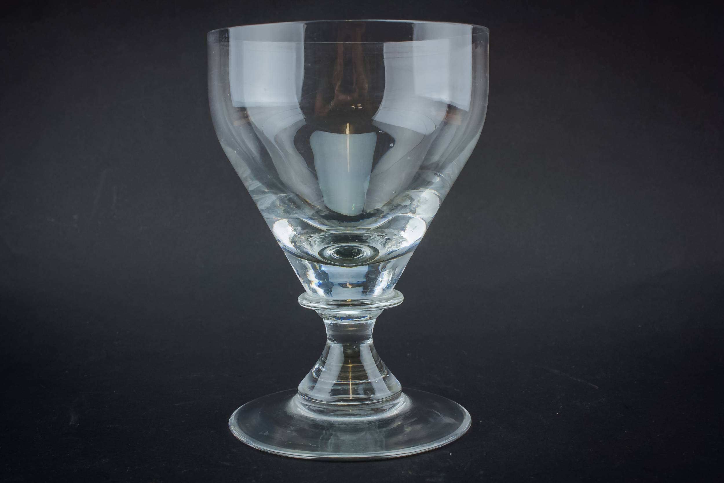 Blown Crystal 150Ml — Large wine rummer