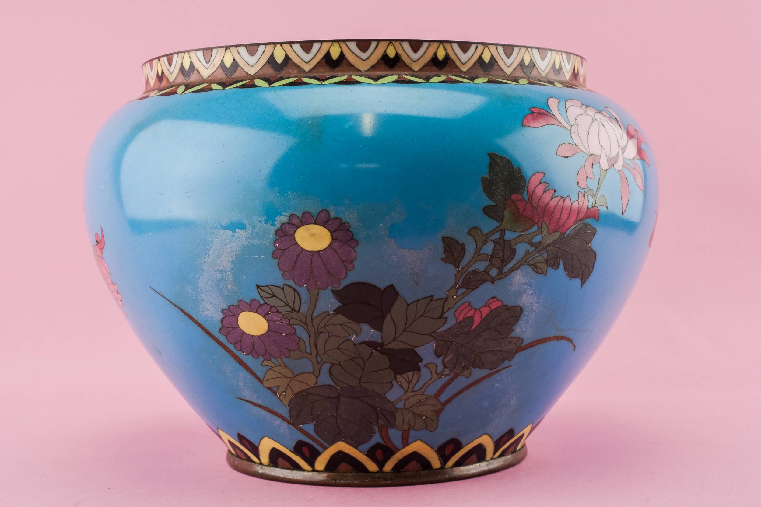 Antique Japanese Cloisonne — Cloisonne enamel jar 2
