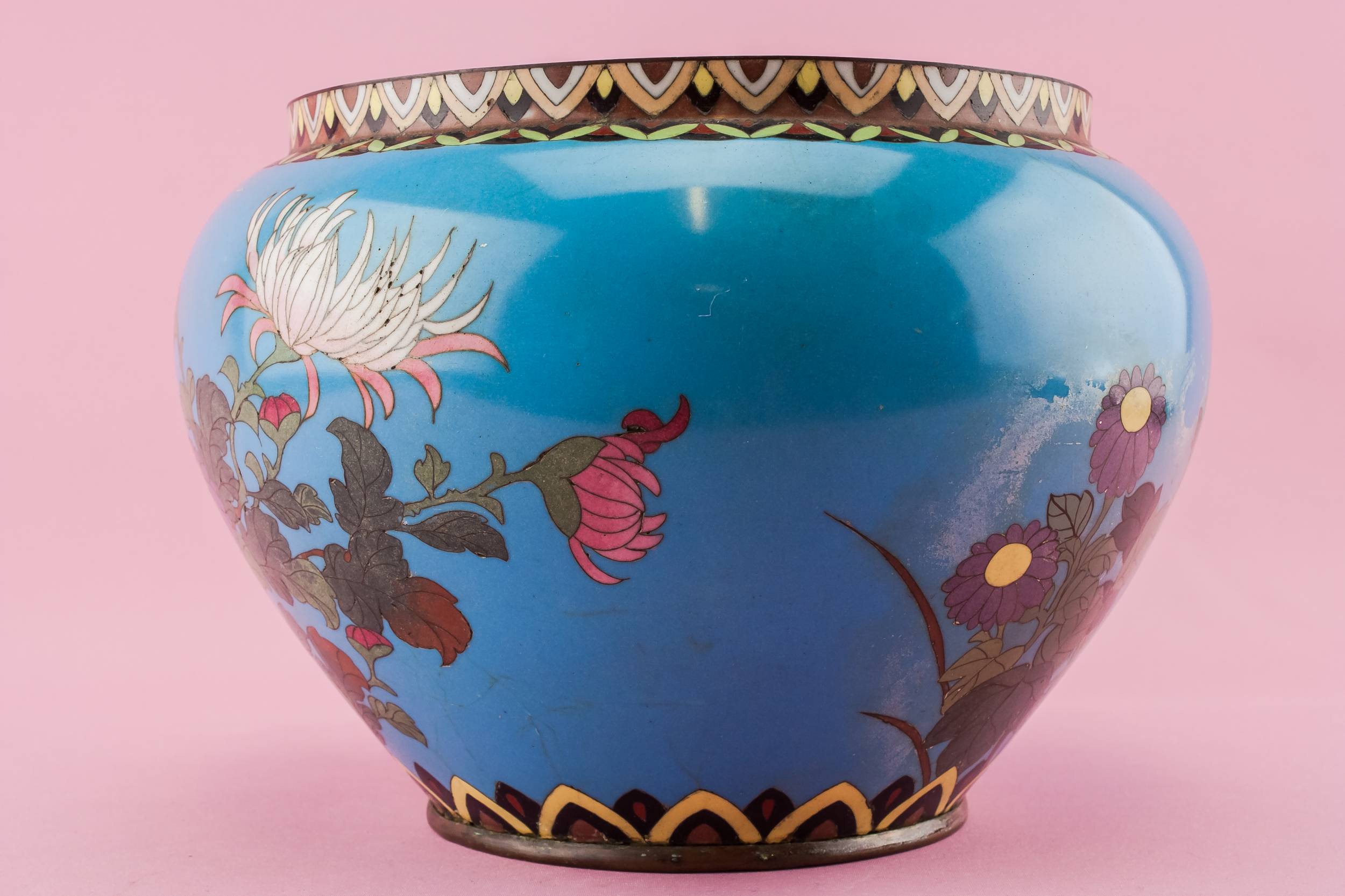 Antique Japanese Cloisonne — Cloisonne enamel jar 3