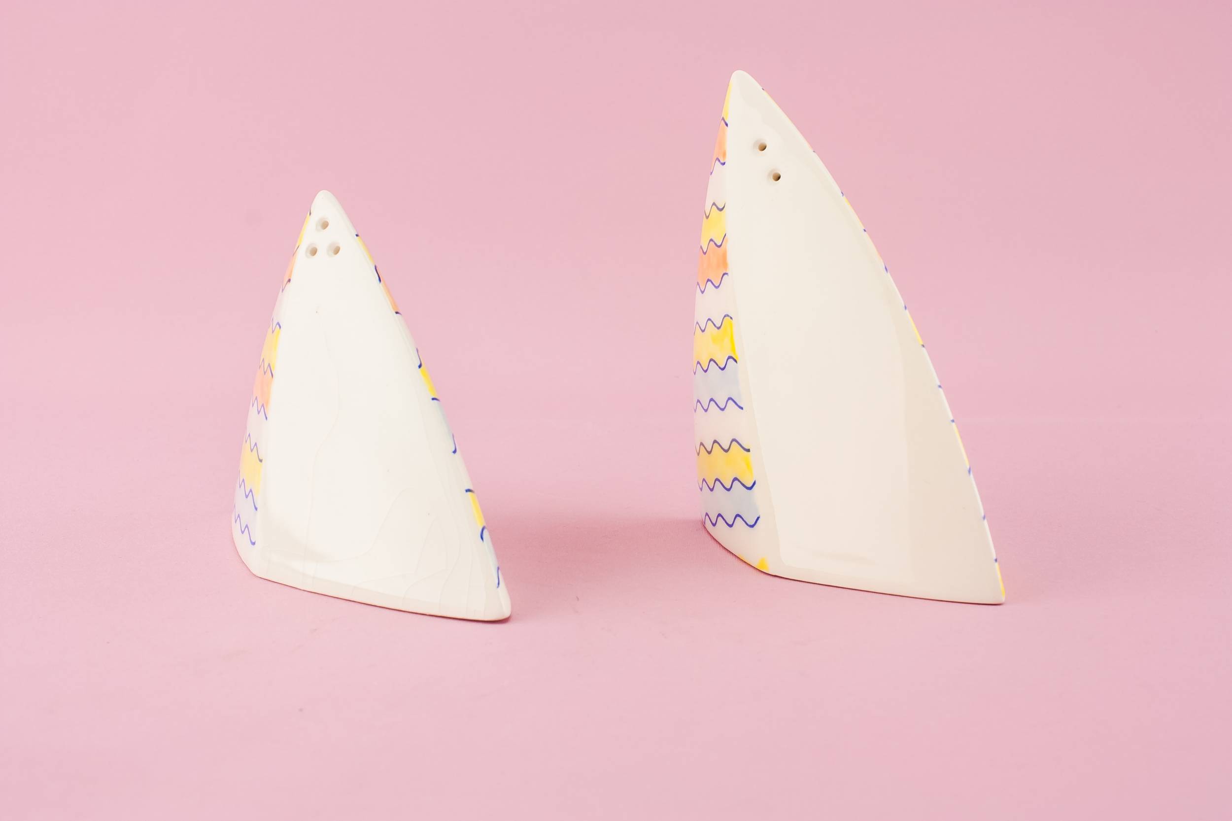 Charming Vintage SALT — Salt and pepper shakers set 1