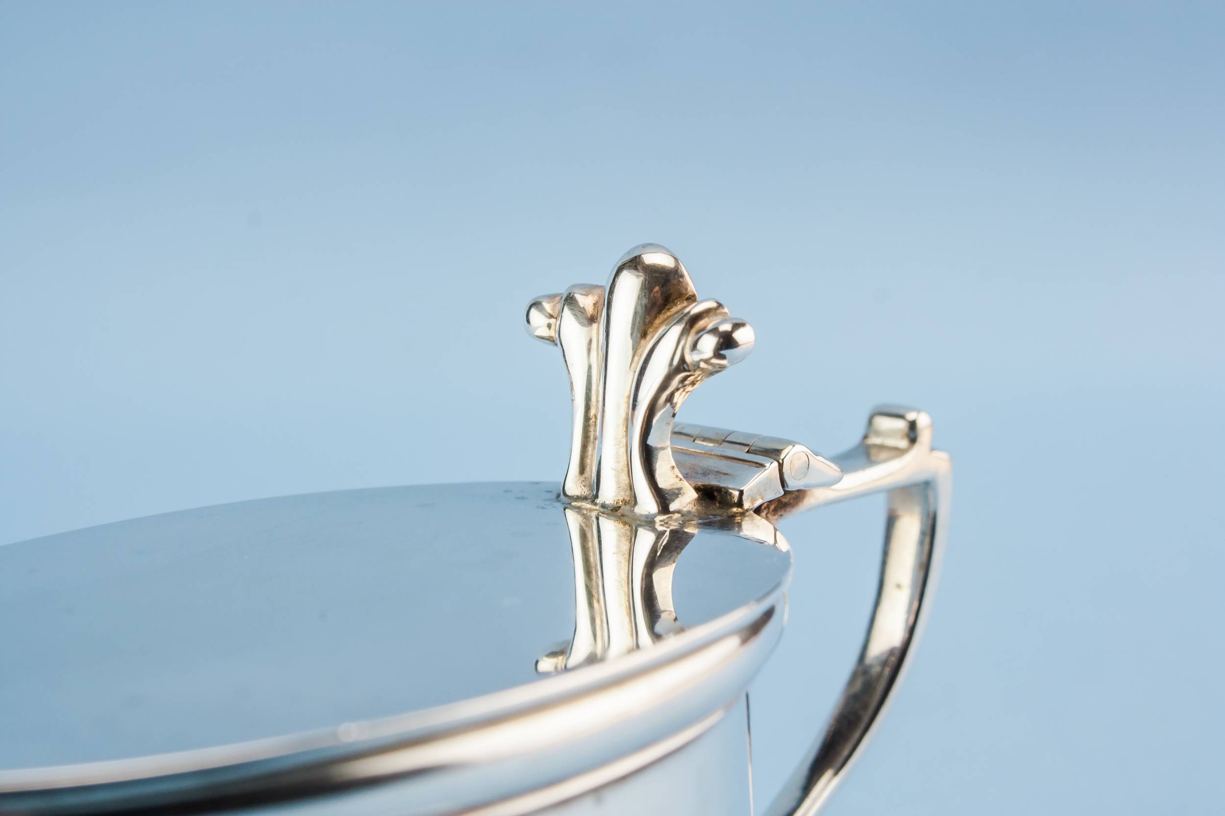 Charming Antique Edward — Silver condiment pot 3