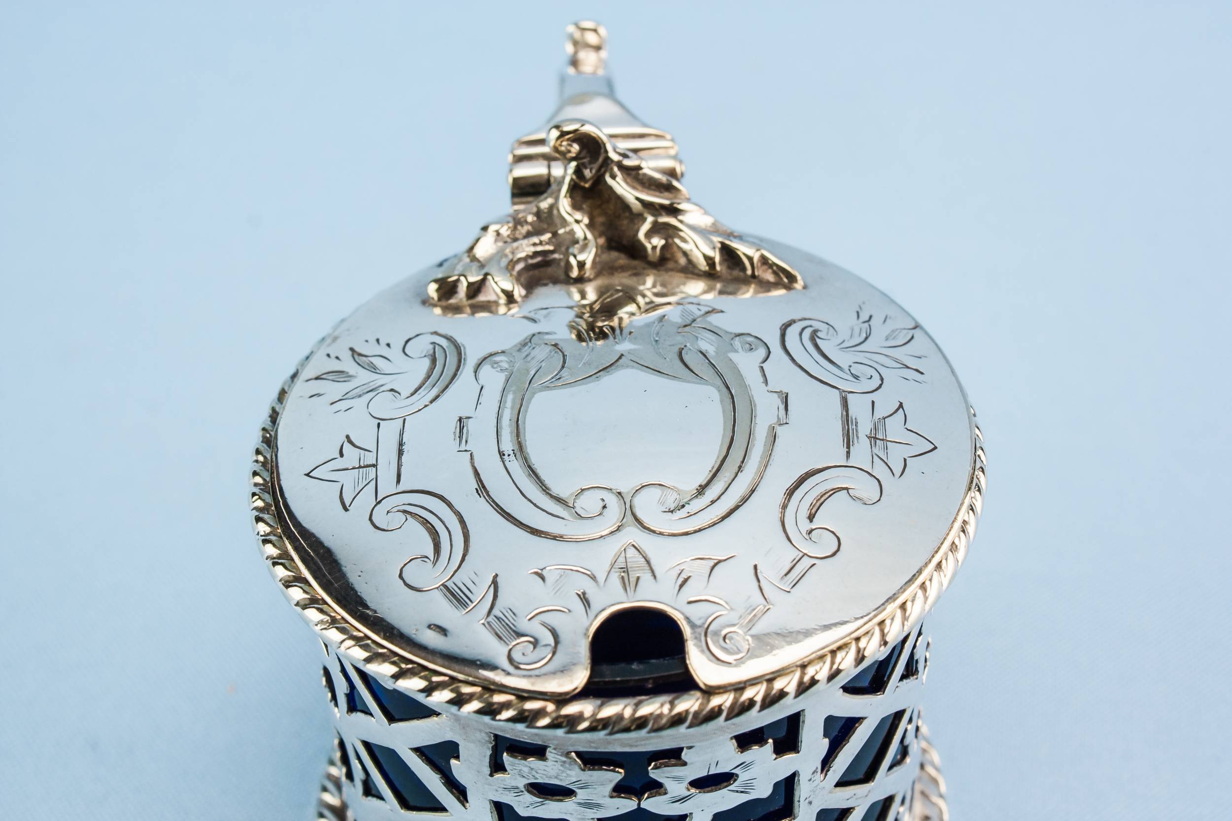 Antique Silver Plated — Small condiment pot 4