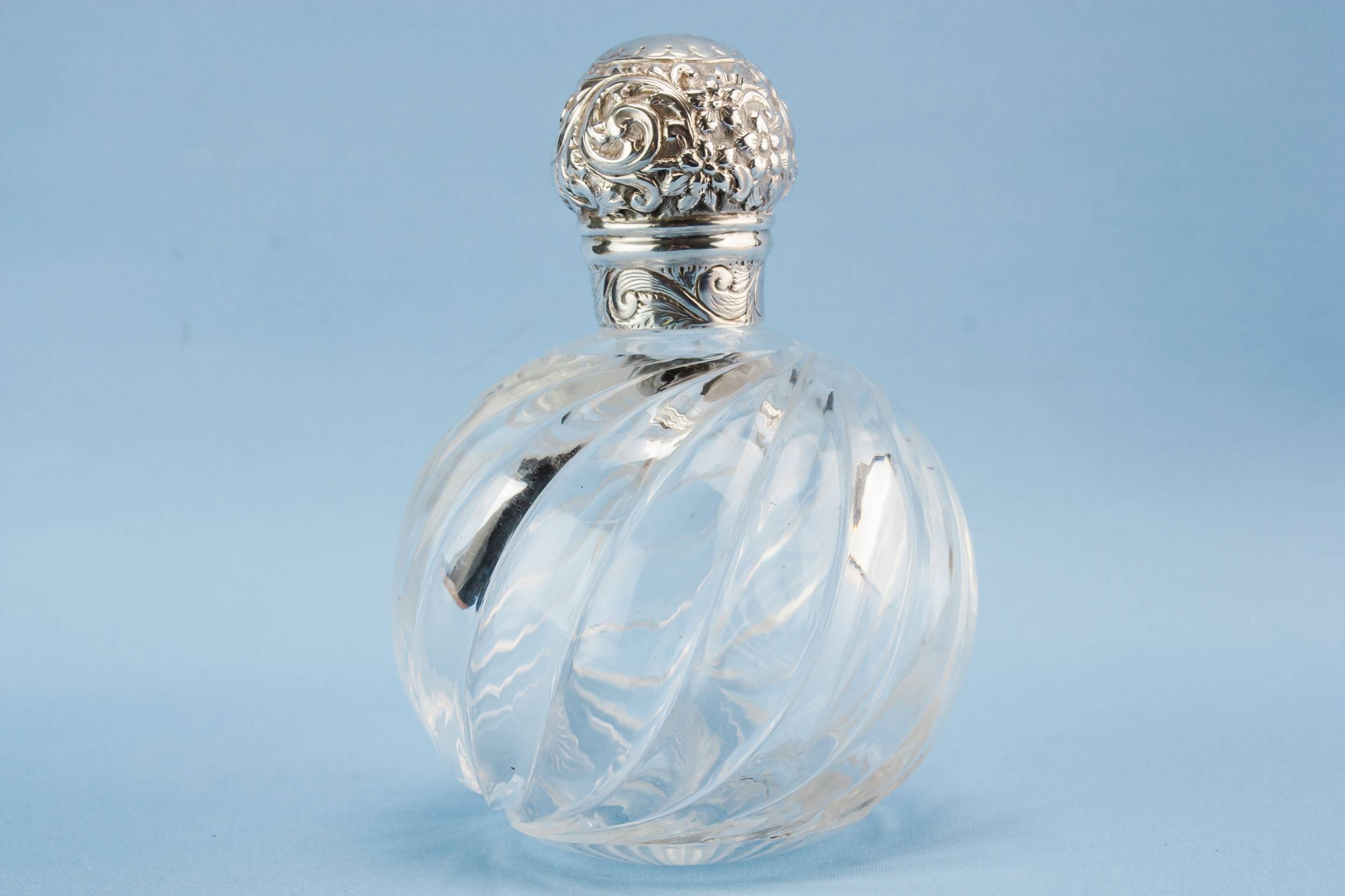Art Nouveau Sterling — Art Nouveau perfume bottle