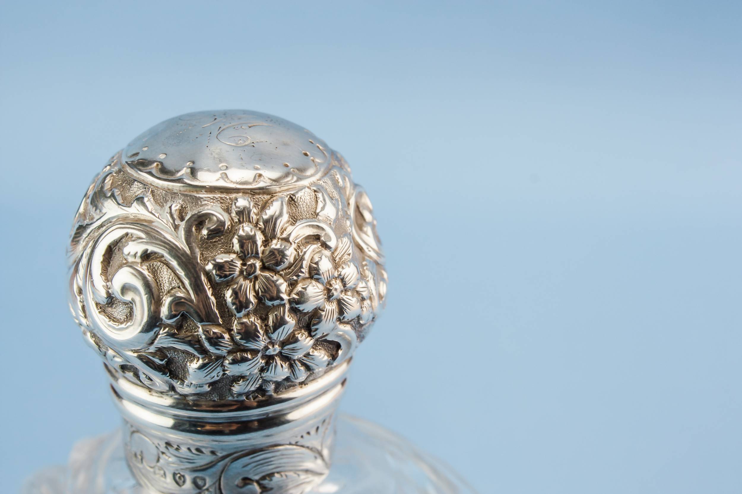 Art Nouveau Sterling — Art Nouveau perfume bottle 2