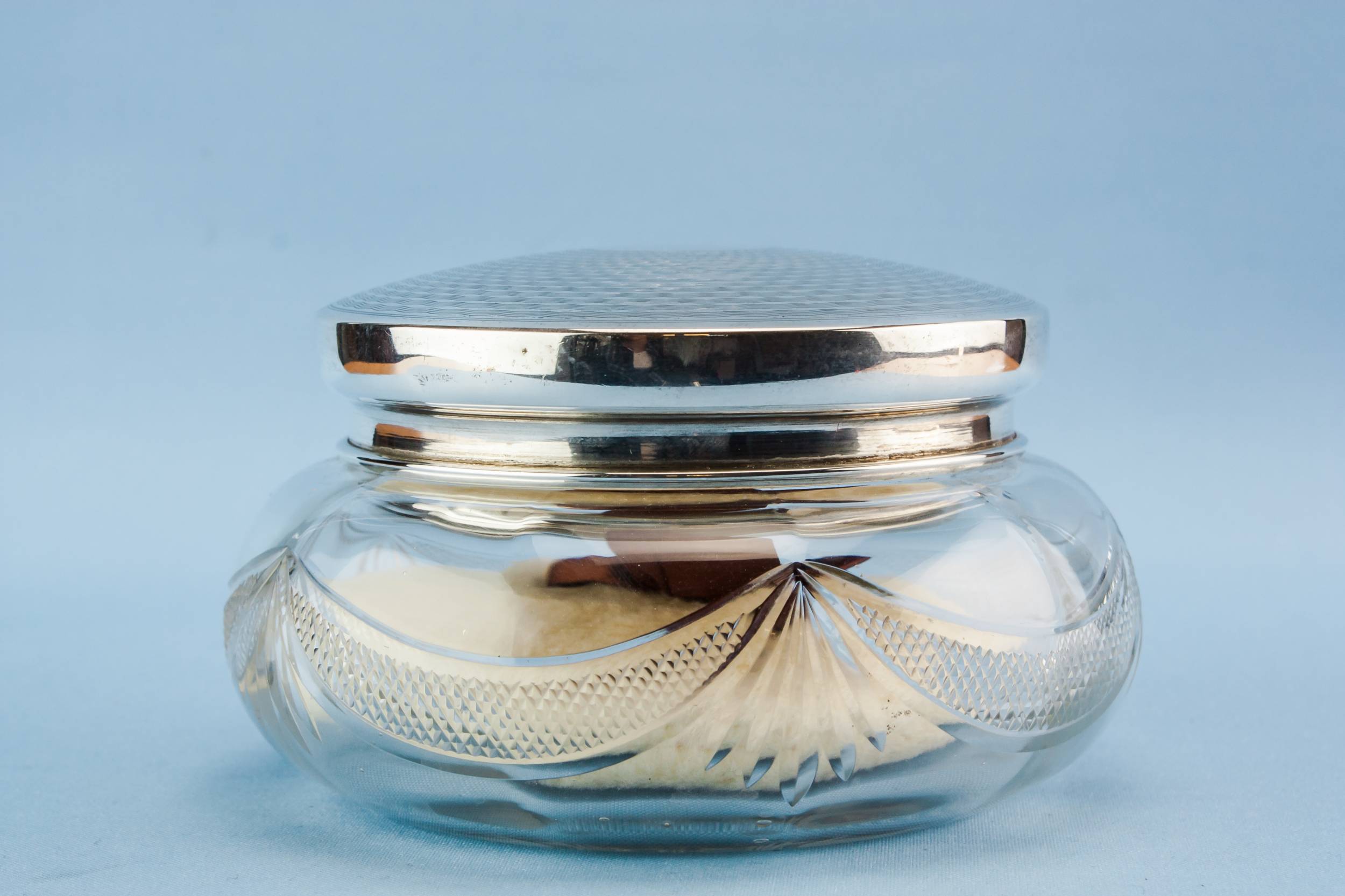 Elegant Sterling Silver — Art Deco sterling silver box 1