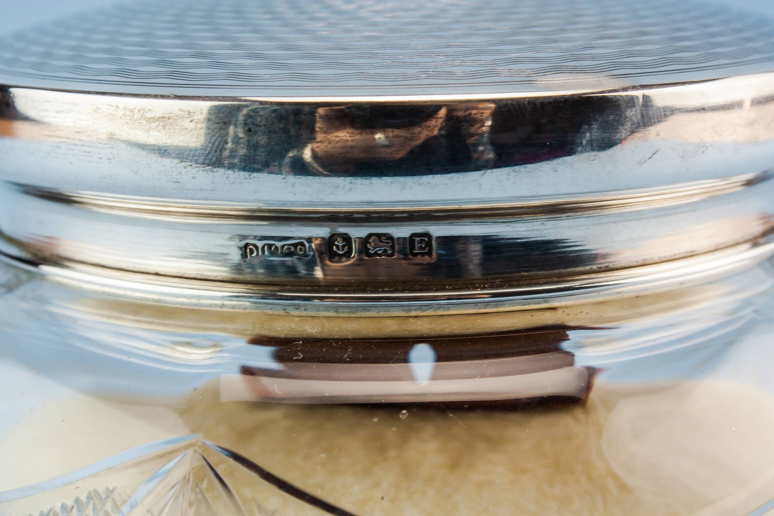 Elegant Sterling Silver — Art Deco sterling silver box 3