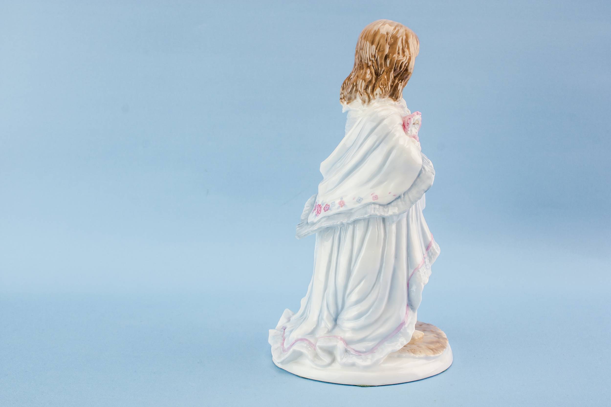 Charming Bone China — Bone china figurine 2