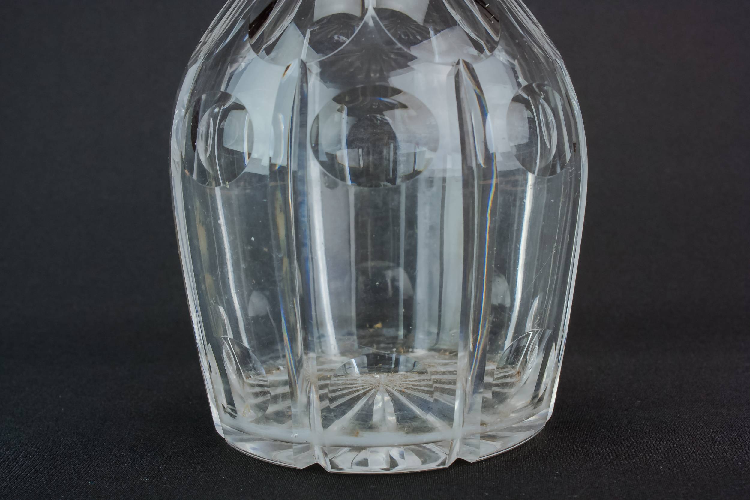 Antique Small Wine — Barrel cut glass decanter 3