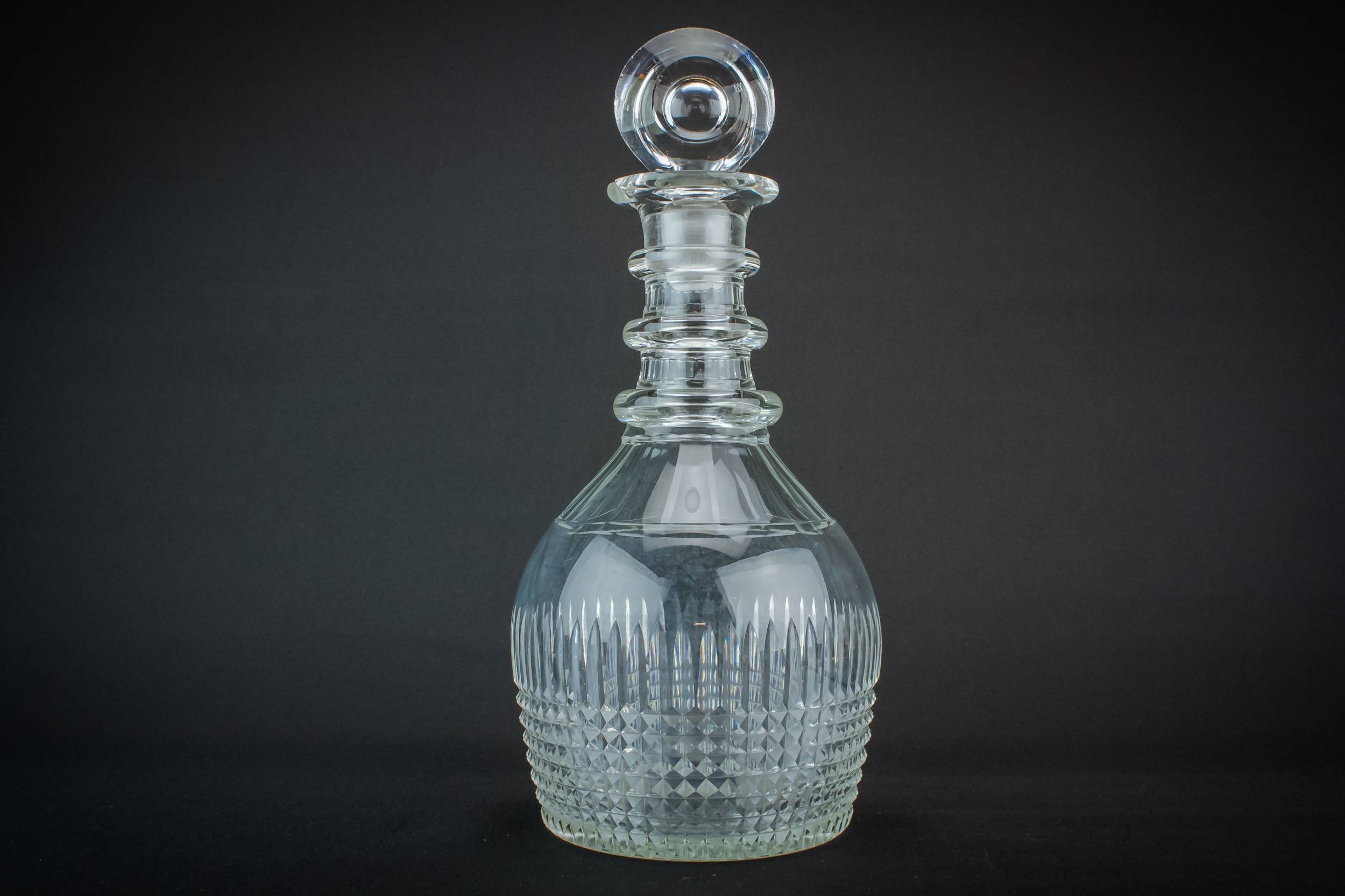 Barrel Medium Wine — Cut glass barrel decanter 4