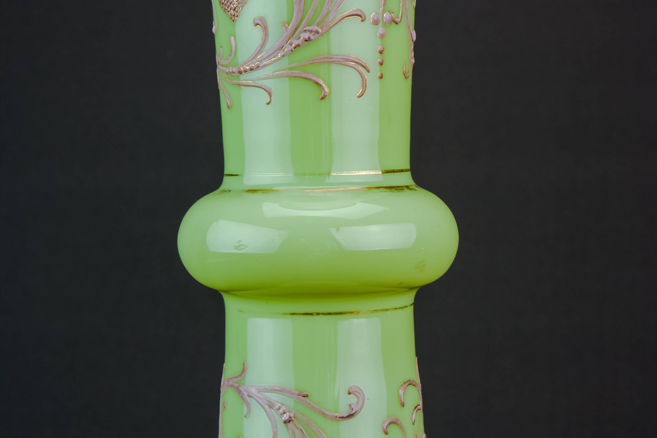 Glass Antique Floral — Tall trumpet vase 2