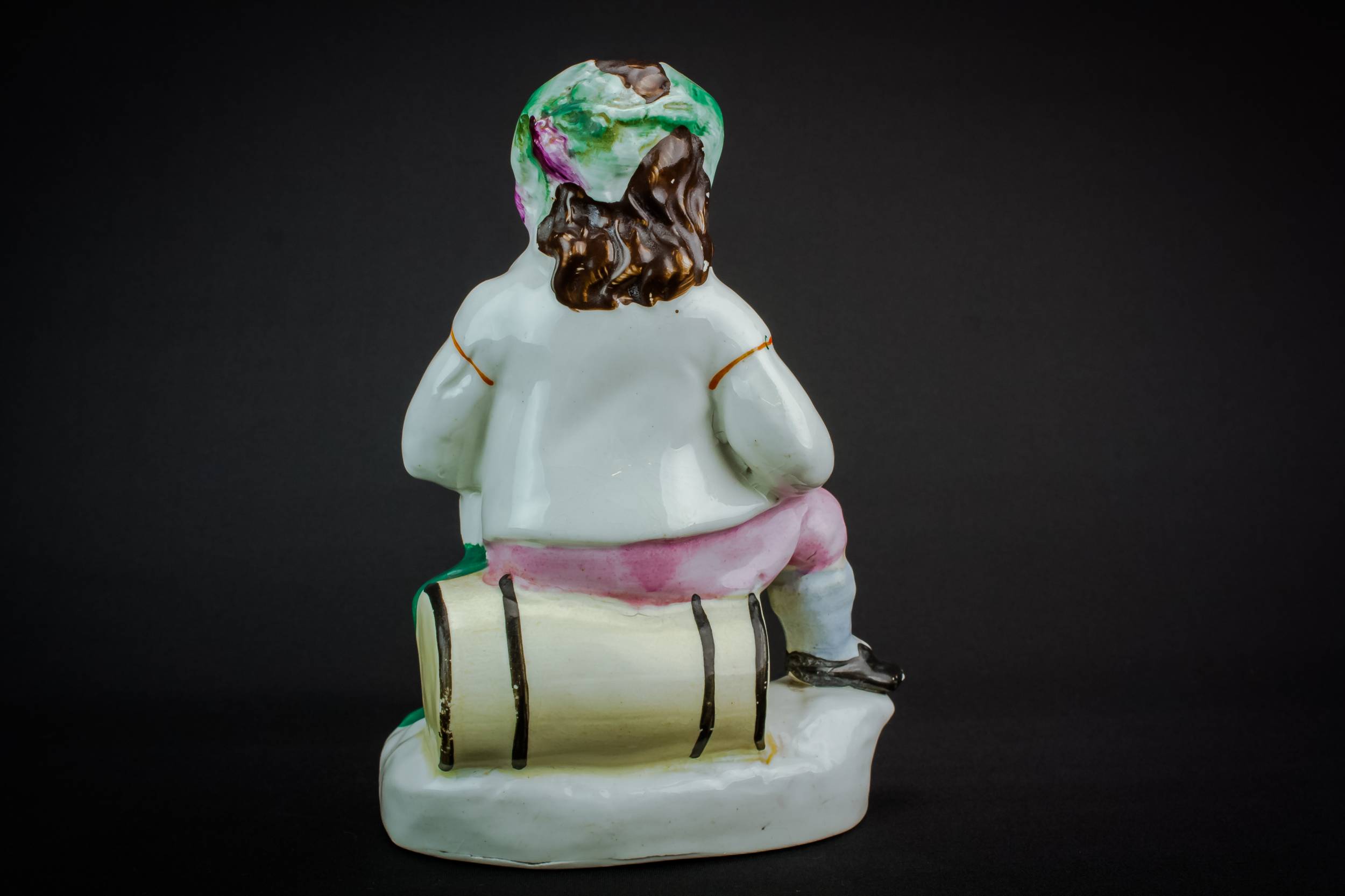 Charming Pottery Medium — Victorian pottery sculpture 2