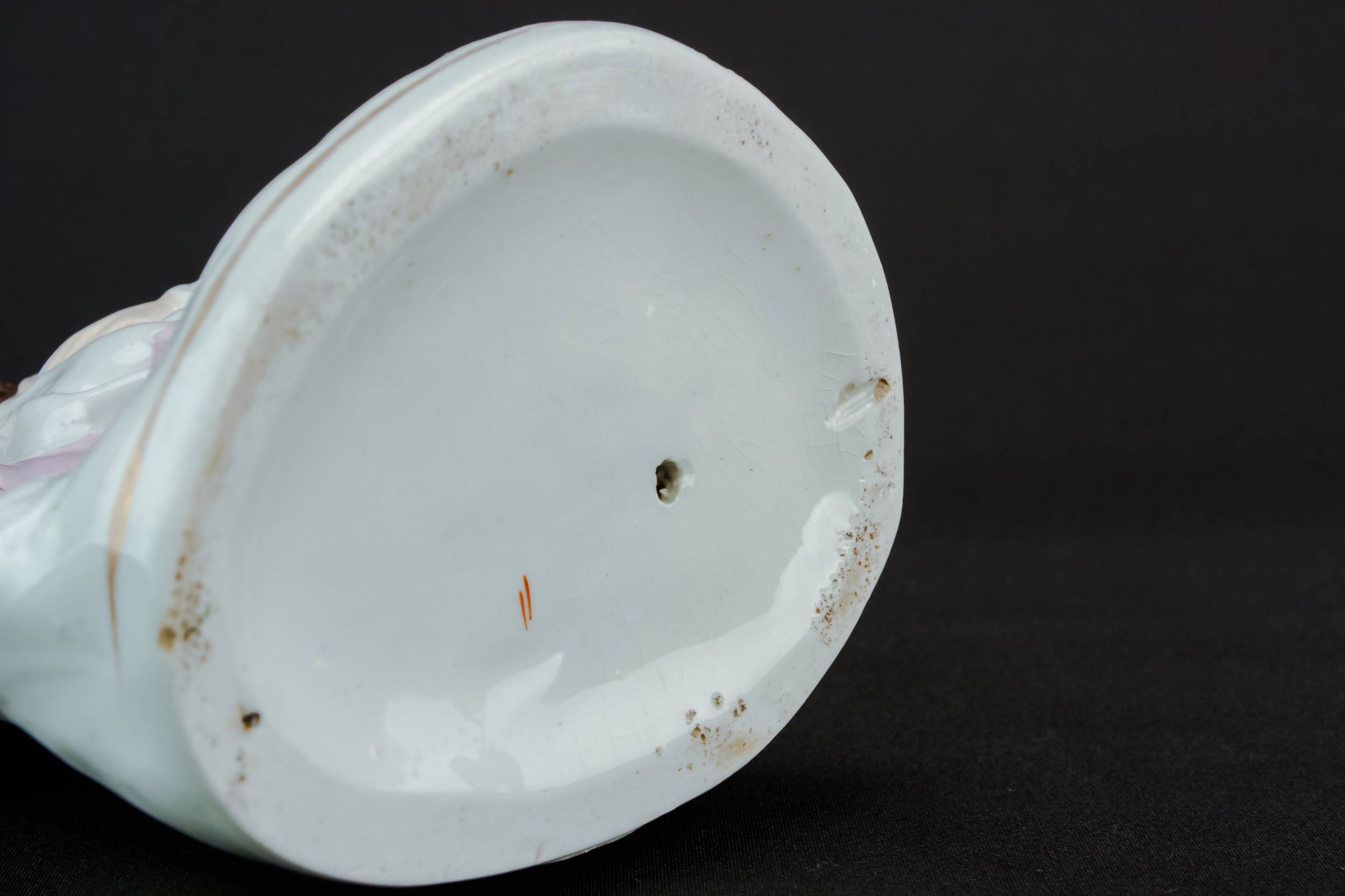 Charming Pottery Medium — Victorian pottery sculpture 3