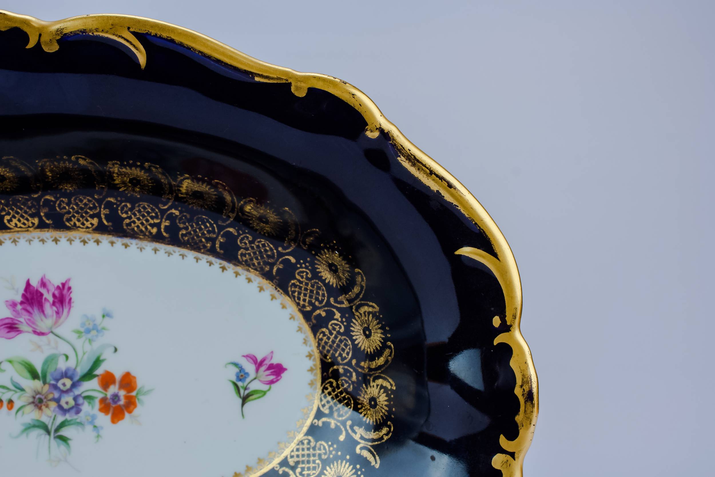 Stylish Blue And — Blue and white serving dish 1