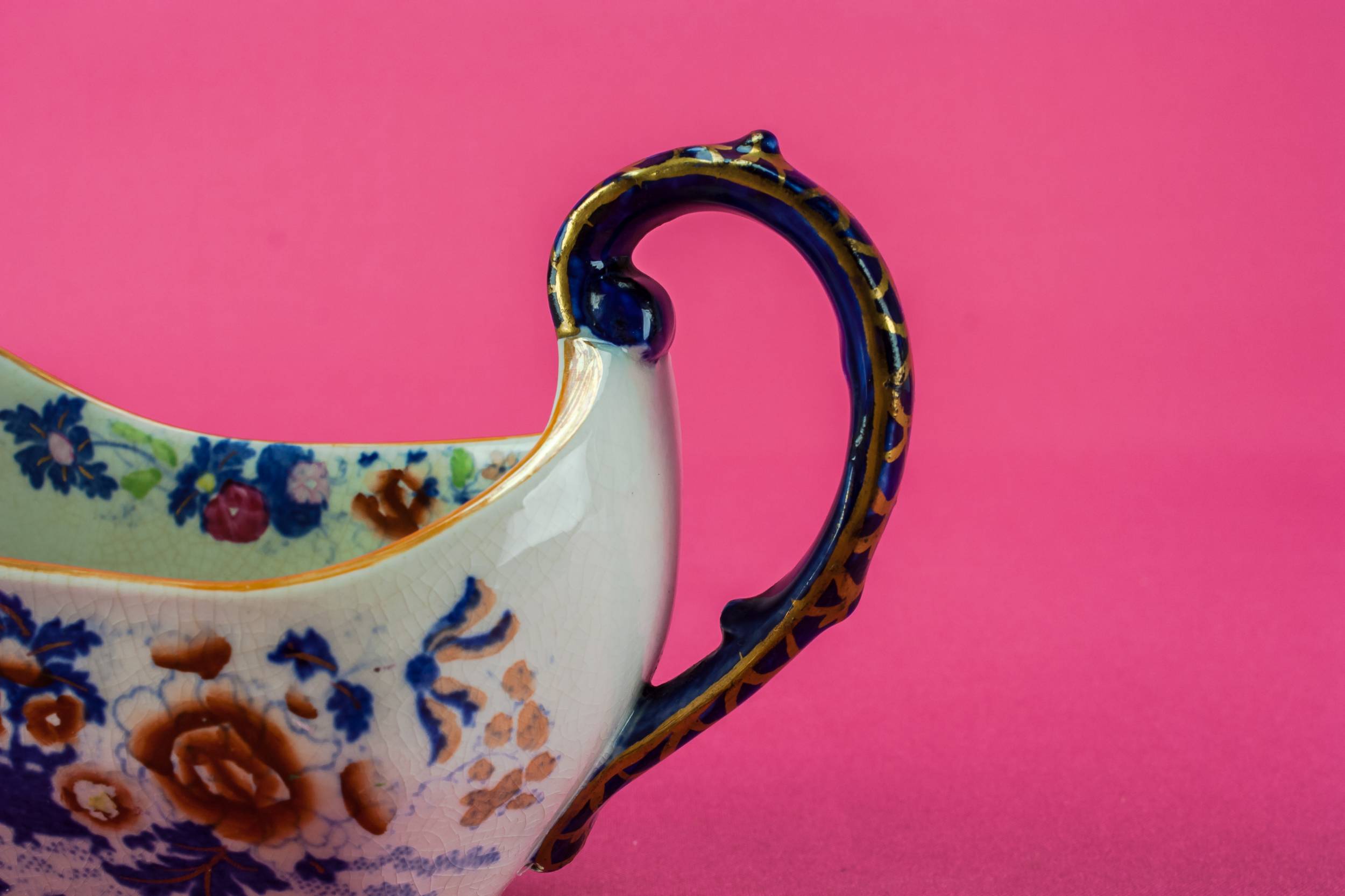 Blue And White — Victorian pottery gravy boat 3