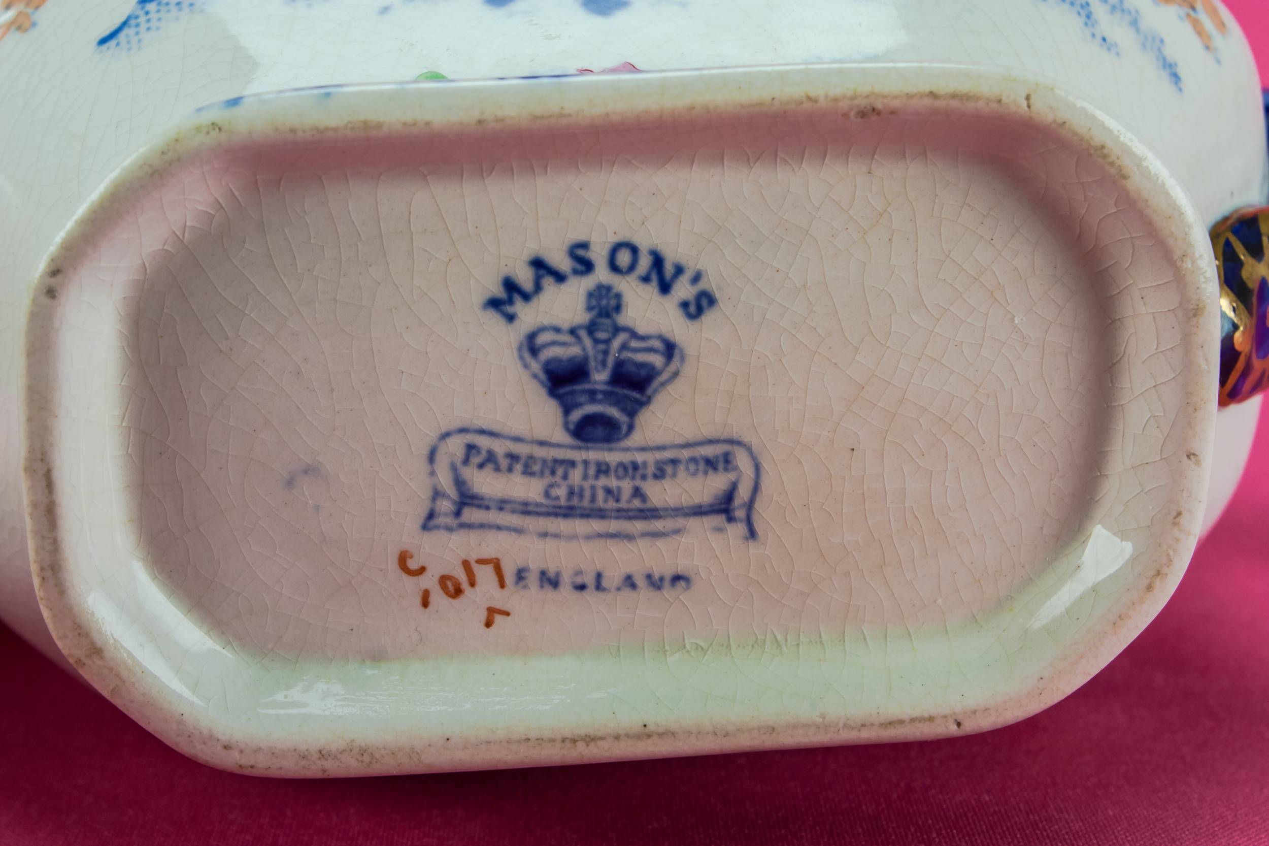Blue And White — Victorian pottery gravy boat 4