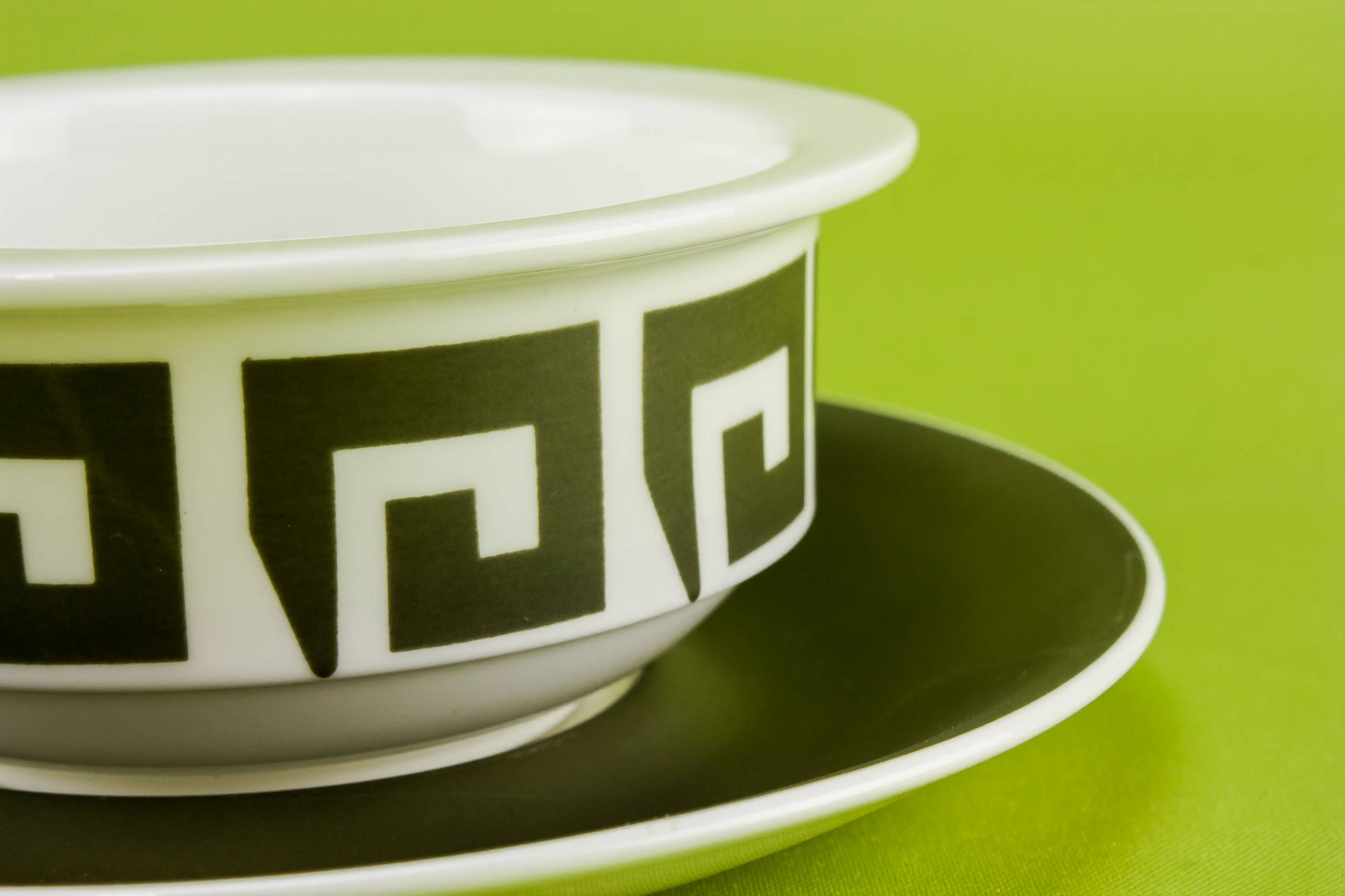 Bone China Vintage — 6 Modernist dessert bowls 2