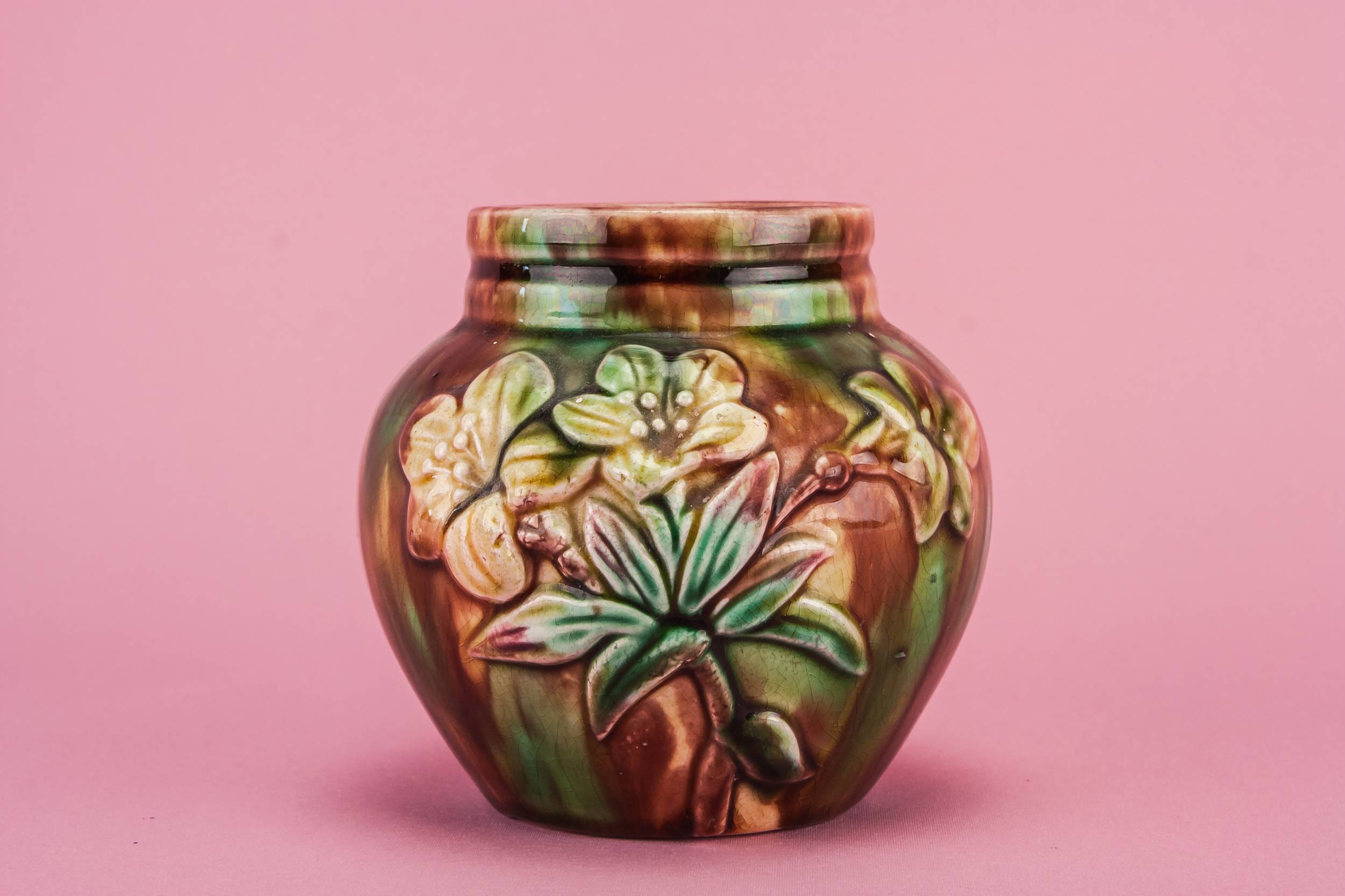 Spectacular Majolica Antique — Small majolica vase
