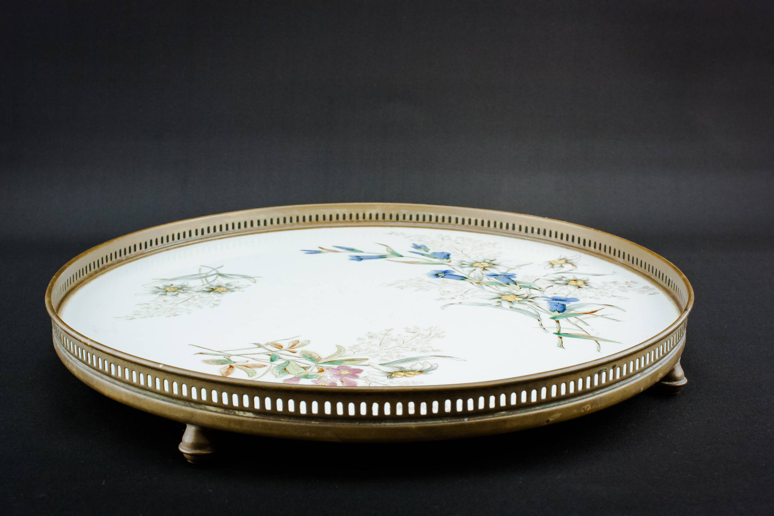 Elegant Art Nouveau — Tea serving tray 1