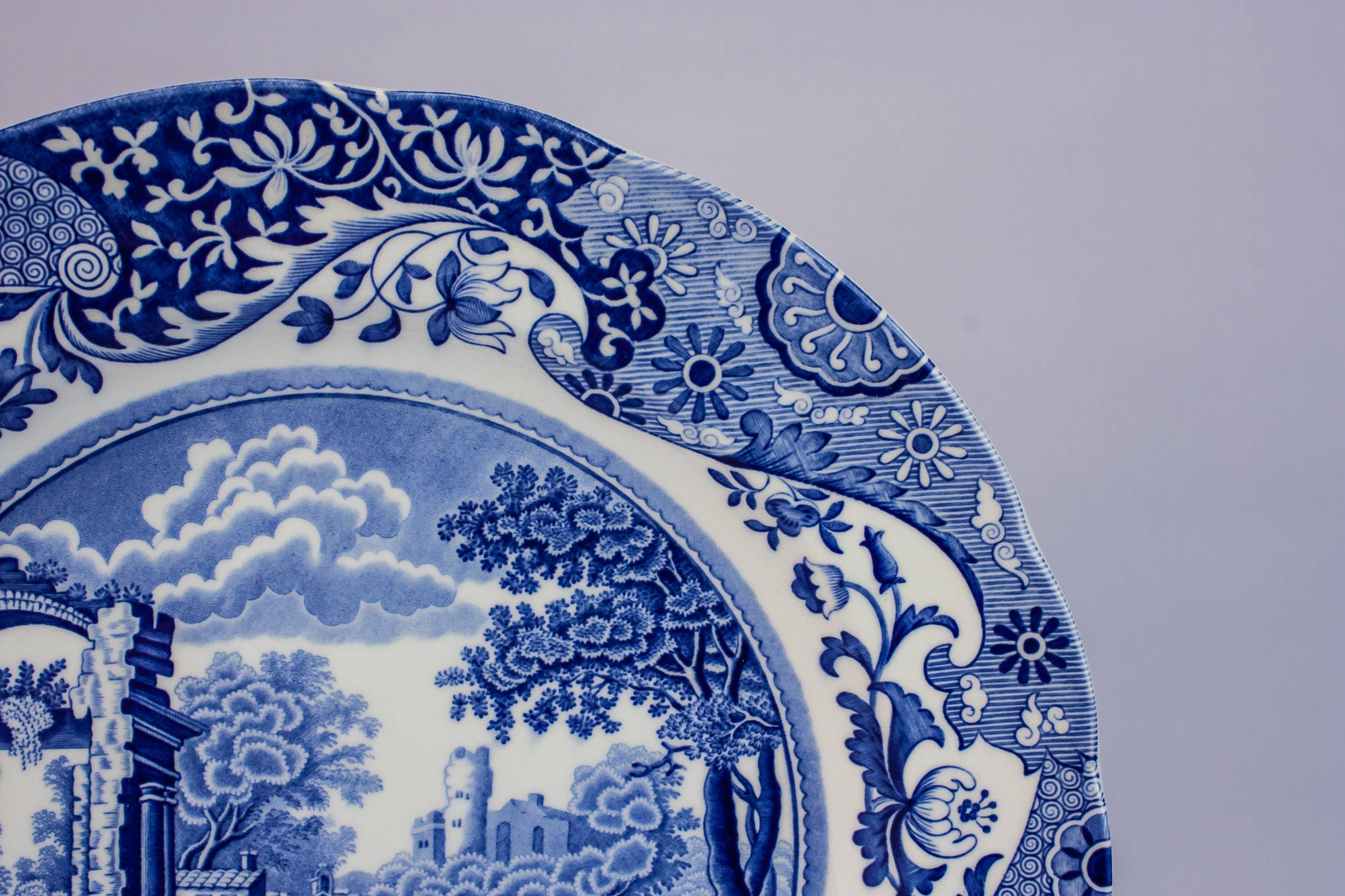 Blue And White — 2 Spode pottery dinner plates 1