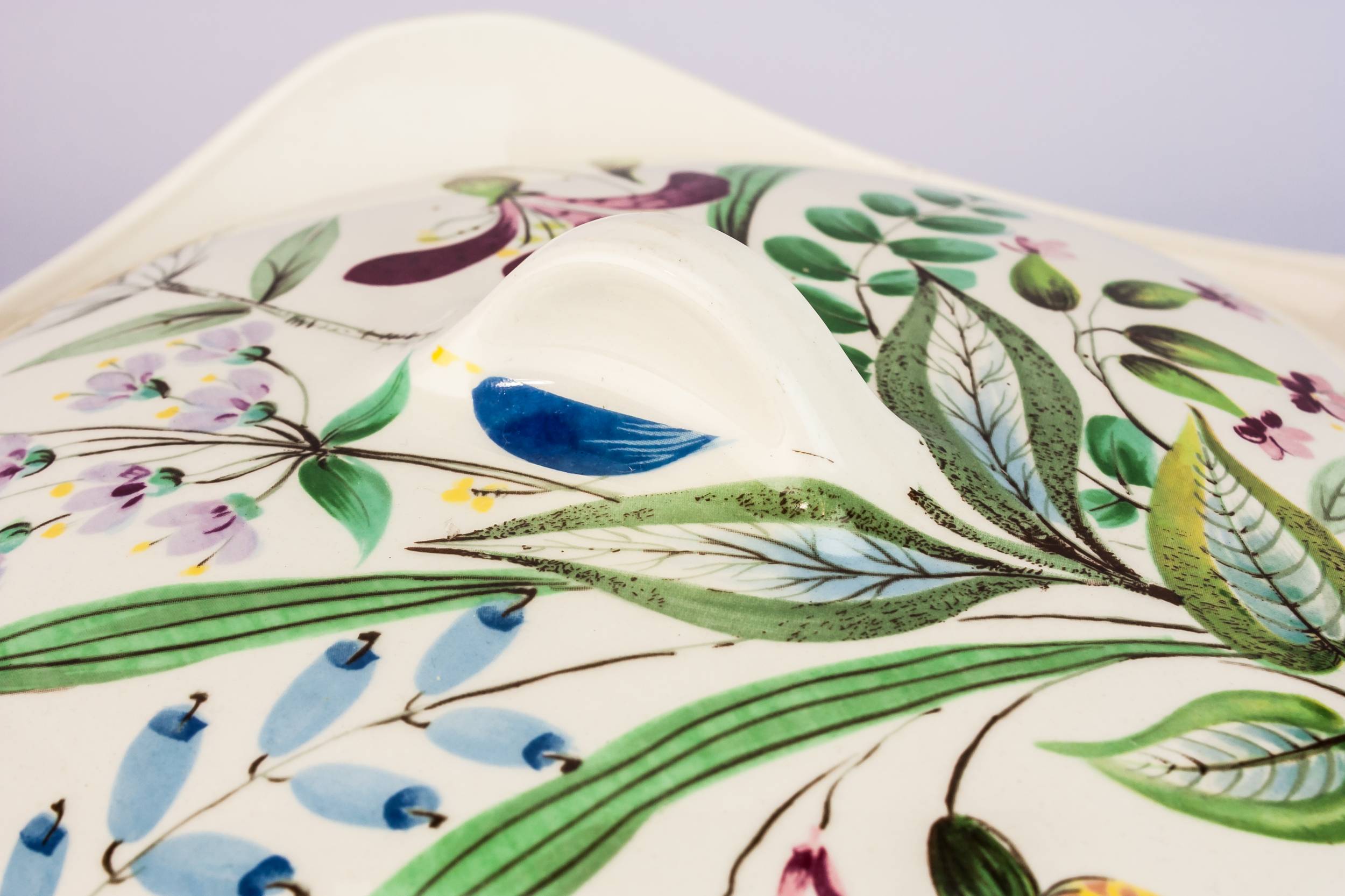 Pottery Vintage Midwinter — Midwinter pottery tureen 4