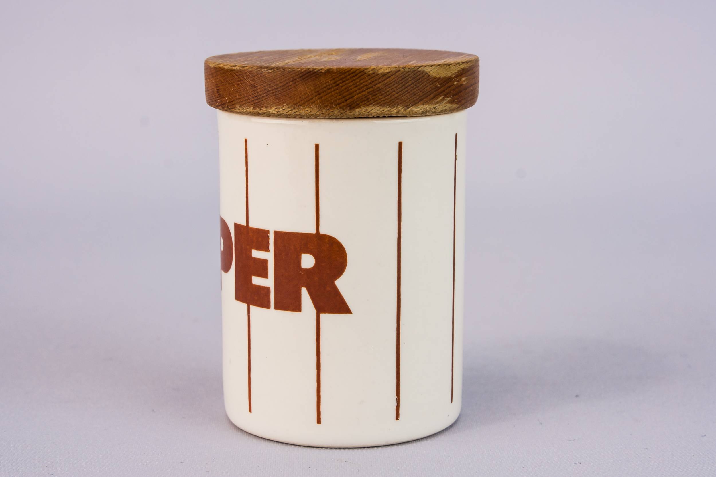 Charming Vintage Stripy — Hornsea pepper shaker 2