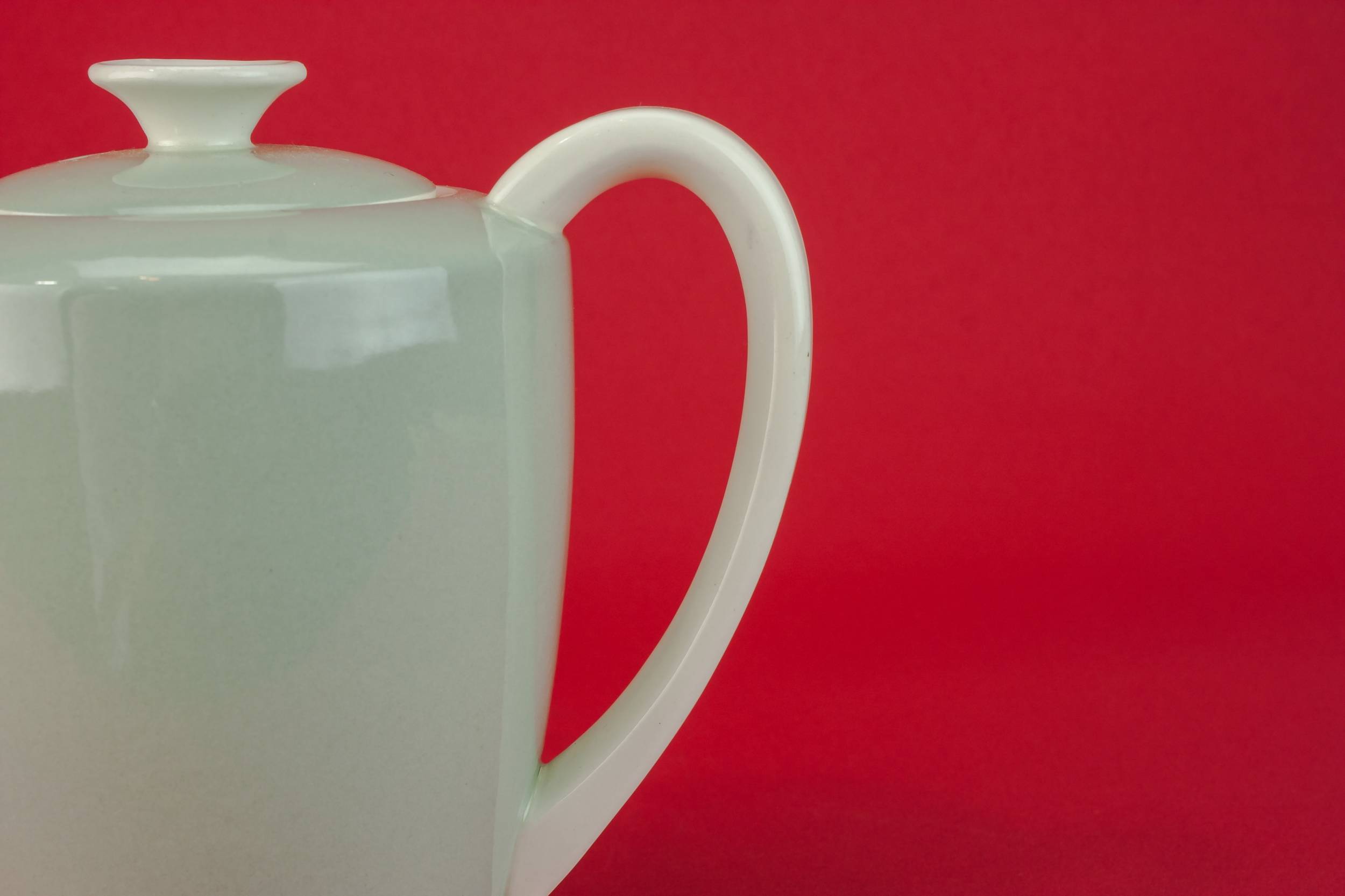 Elegant Vintage TEAPOT — Medium pottery teapot 3