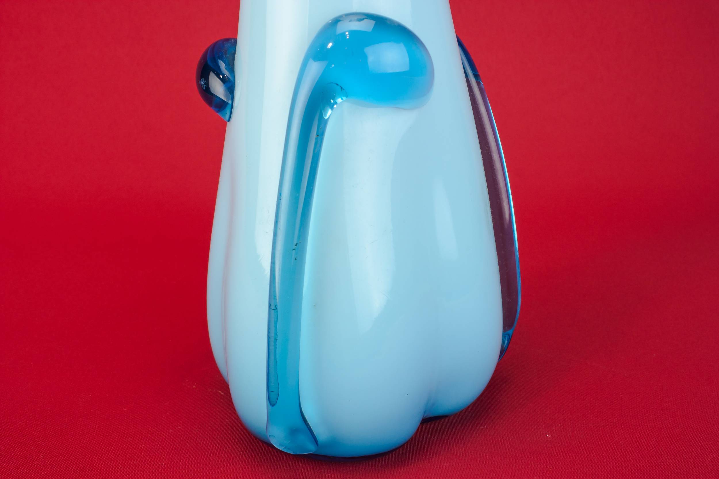 Vintage Modernist Glass — Blue glass Modernist vase 4