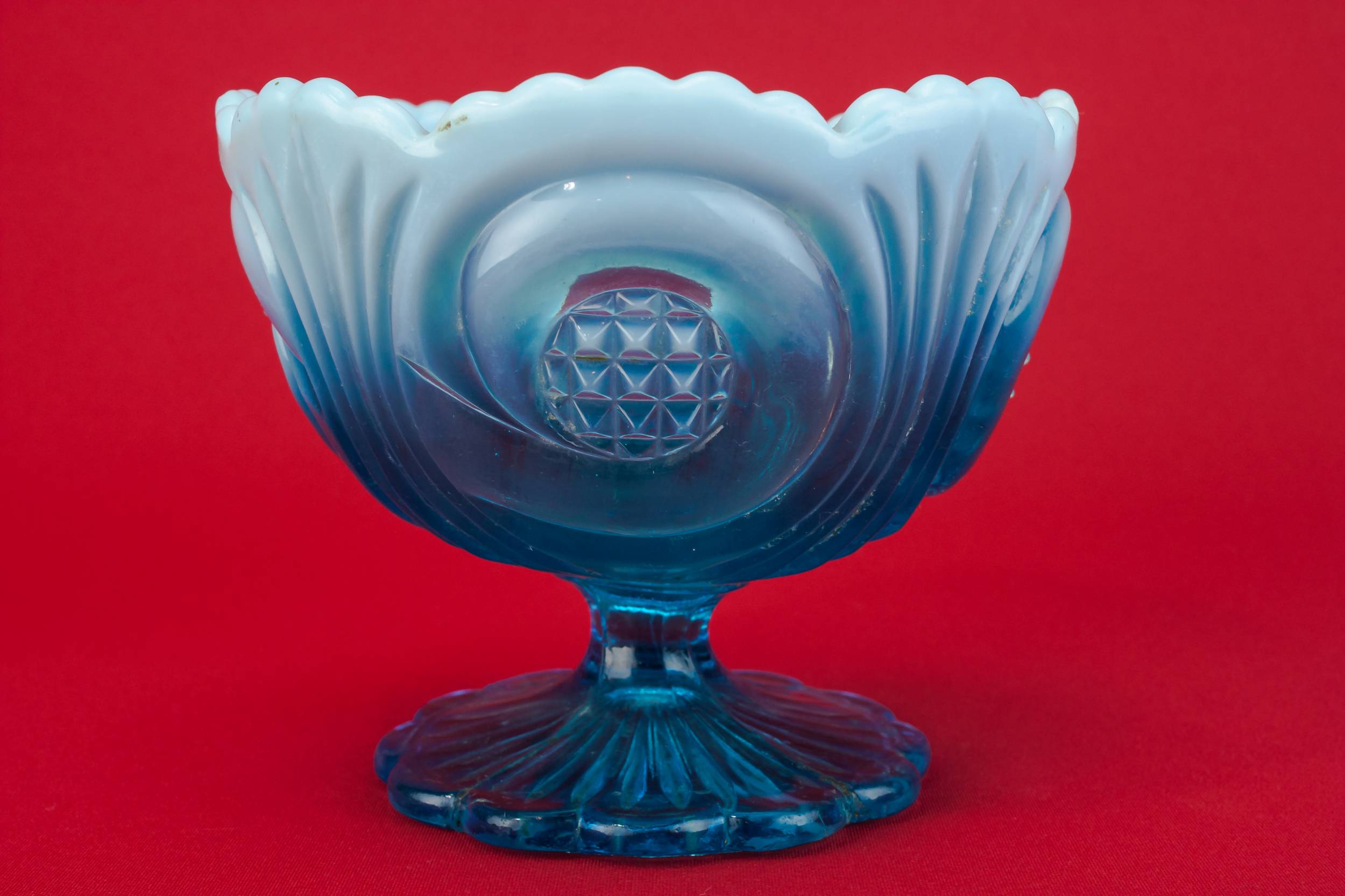 Pressed Glass Victorian — Pearline glass serving bowl 1