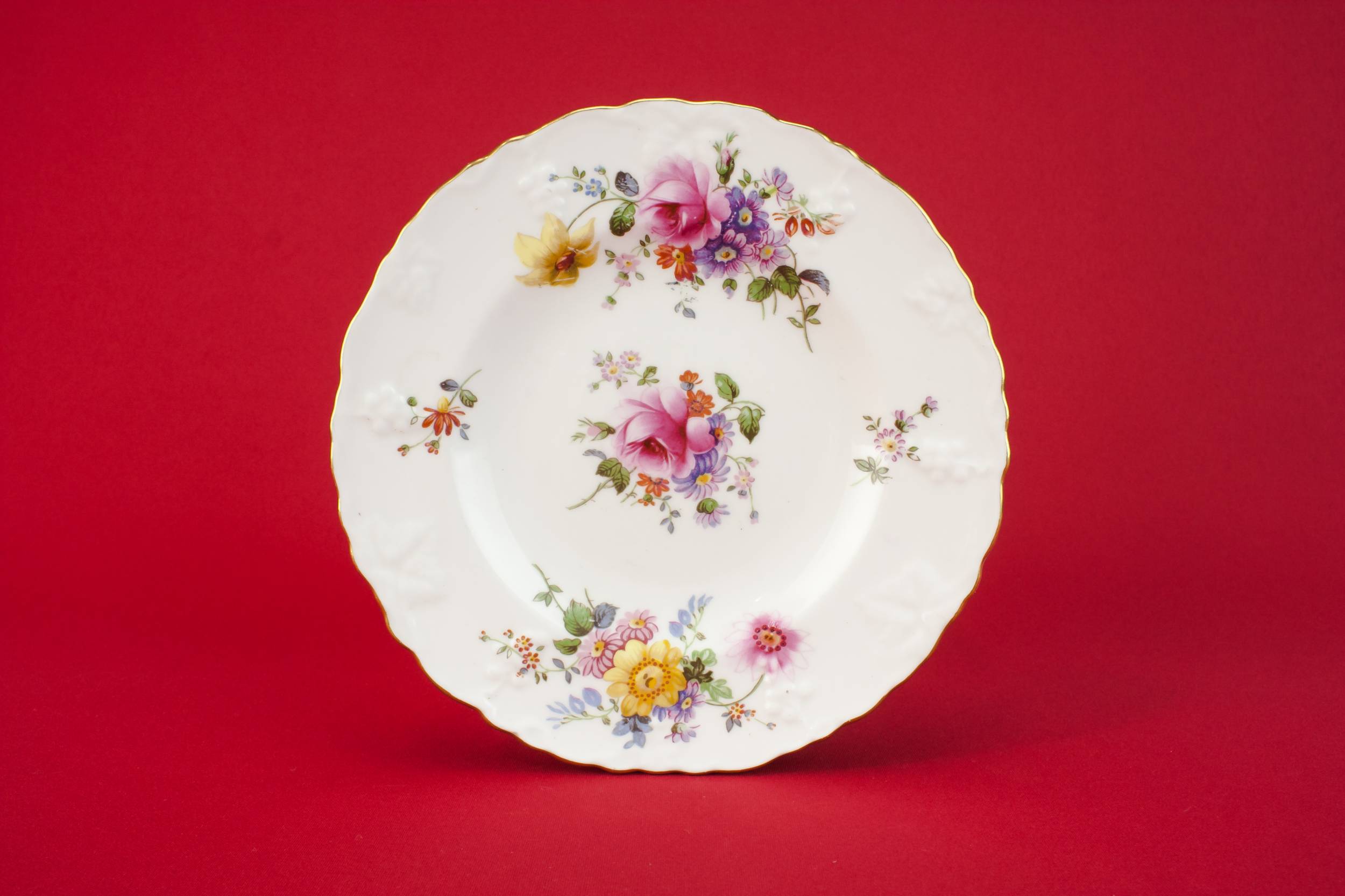 Medium Pottery Floral — Retro pottery serving dish