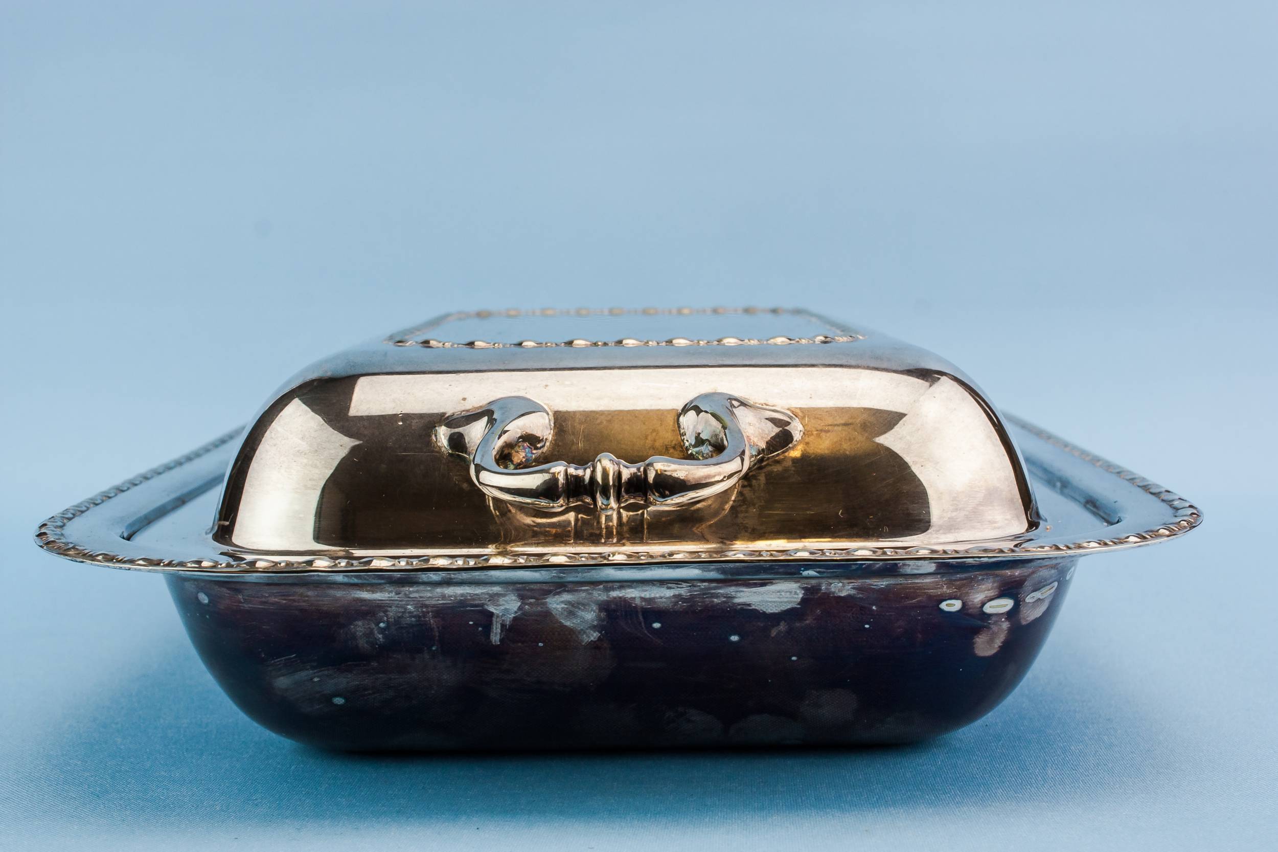 Antique Victorian Serving — Hot serving bowl and lid 3