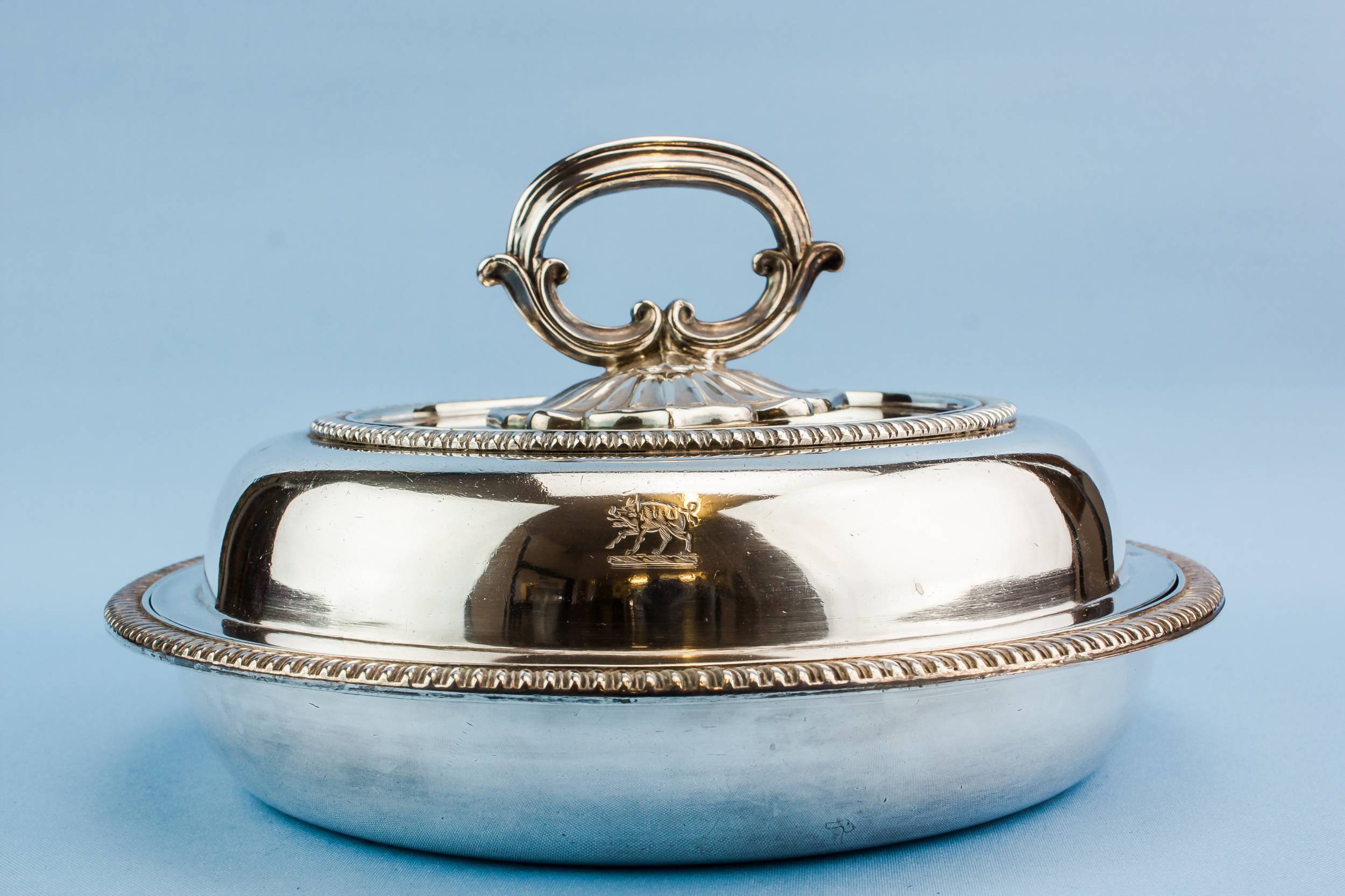 Antique Neo-Classical Serving — Neo-Classical serving bowl 1
