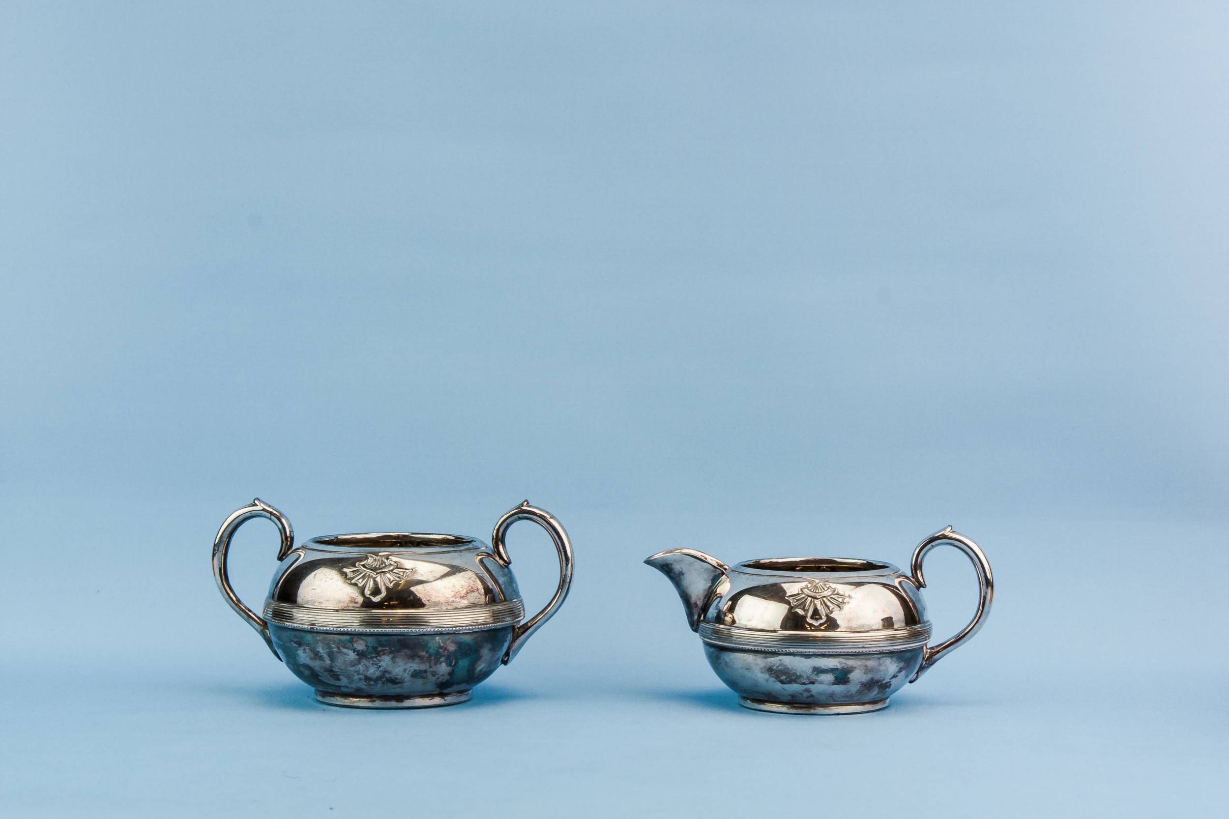 Rustic Antique CREAMER — Creamer and sugar bowl set