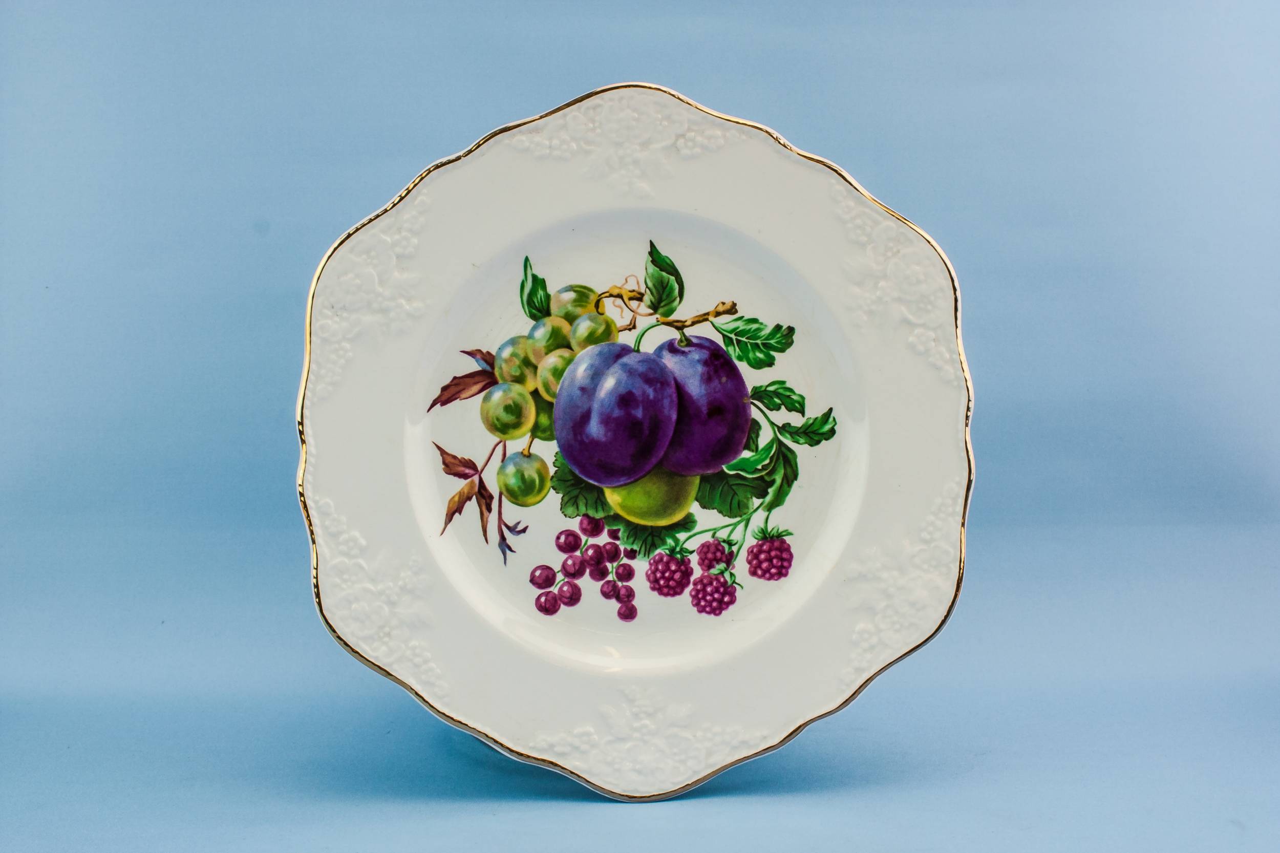 Vintage Ironstone Fruits — Dessert serving dish