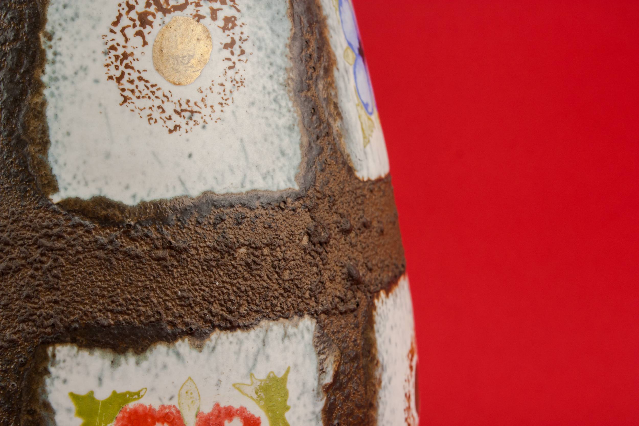 Mid-Century Modern Slick — Tall lava vase 3