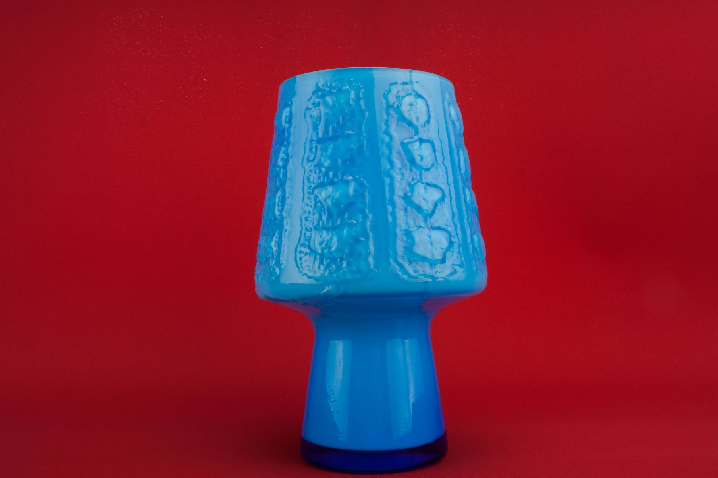 Beautiful Vintage Abstract — Modernist blue glass vase
