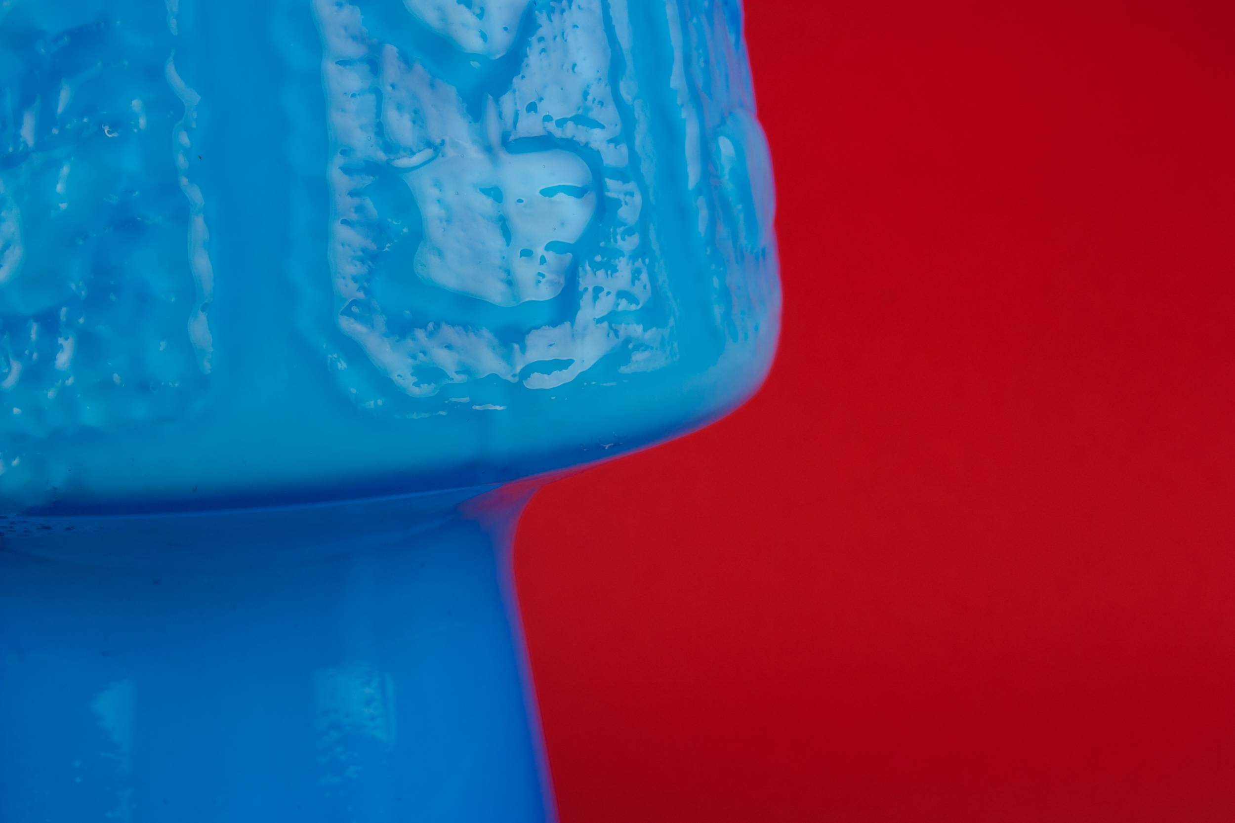 Beautiful Vintage Abstract — Modernist blue glass vase 2
