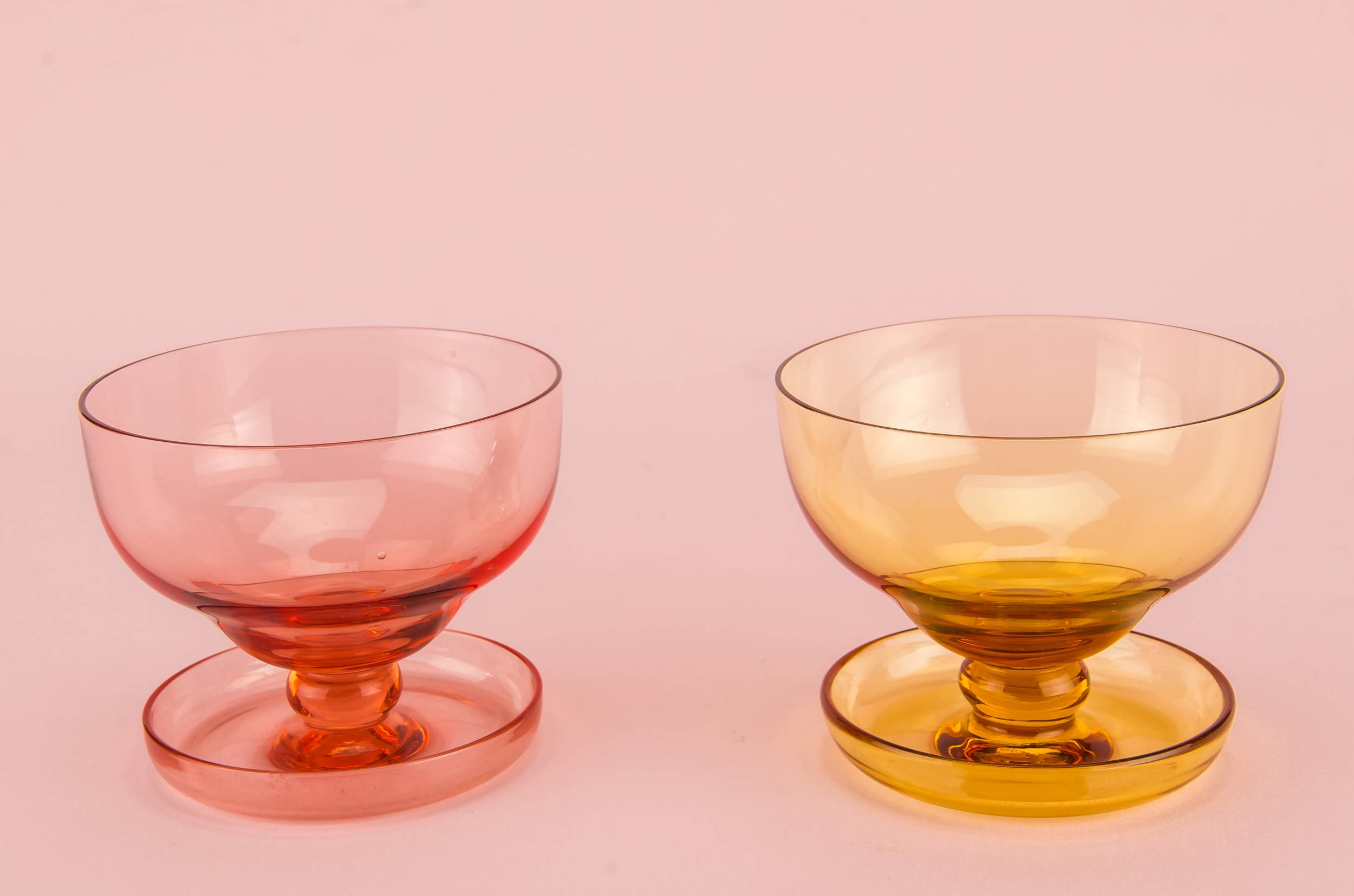 Pink Art Deco — 2 pink champagne saucers 1