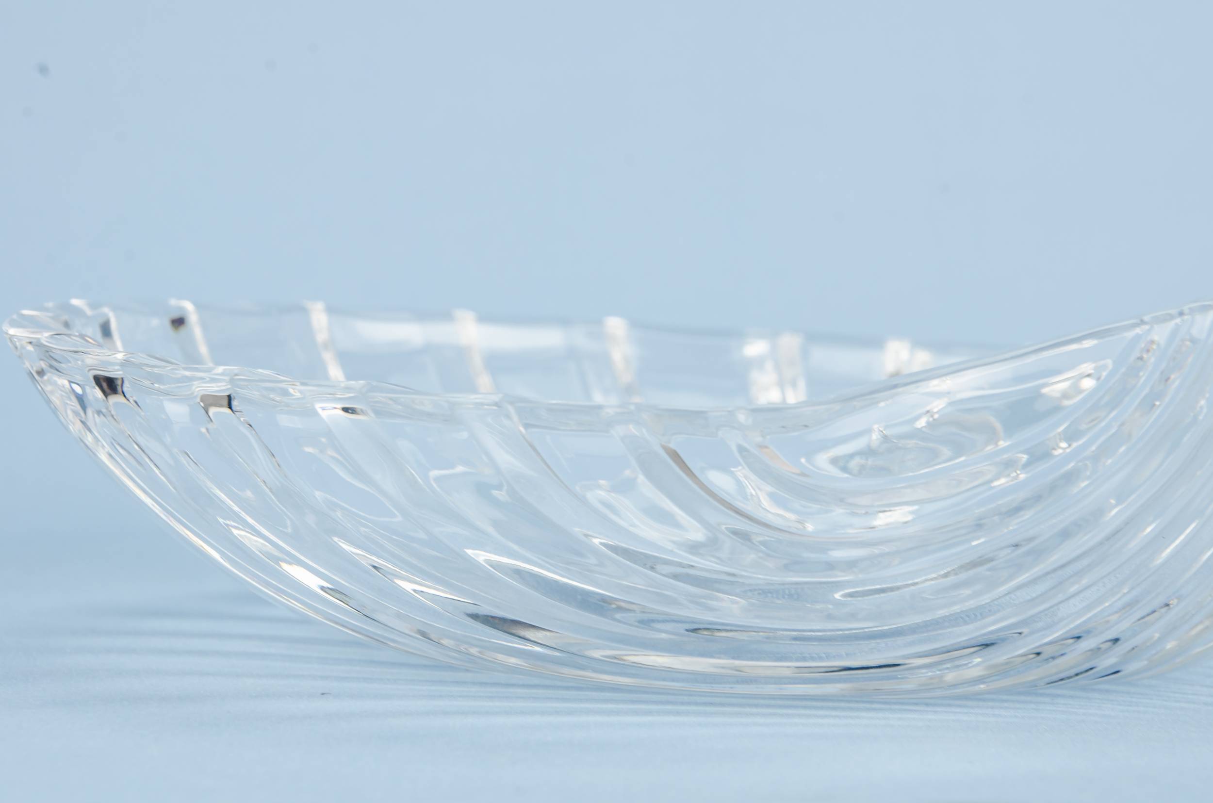 Crystal Heavy Shell — Shell shaped glass bowl 3