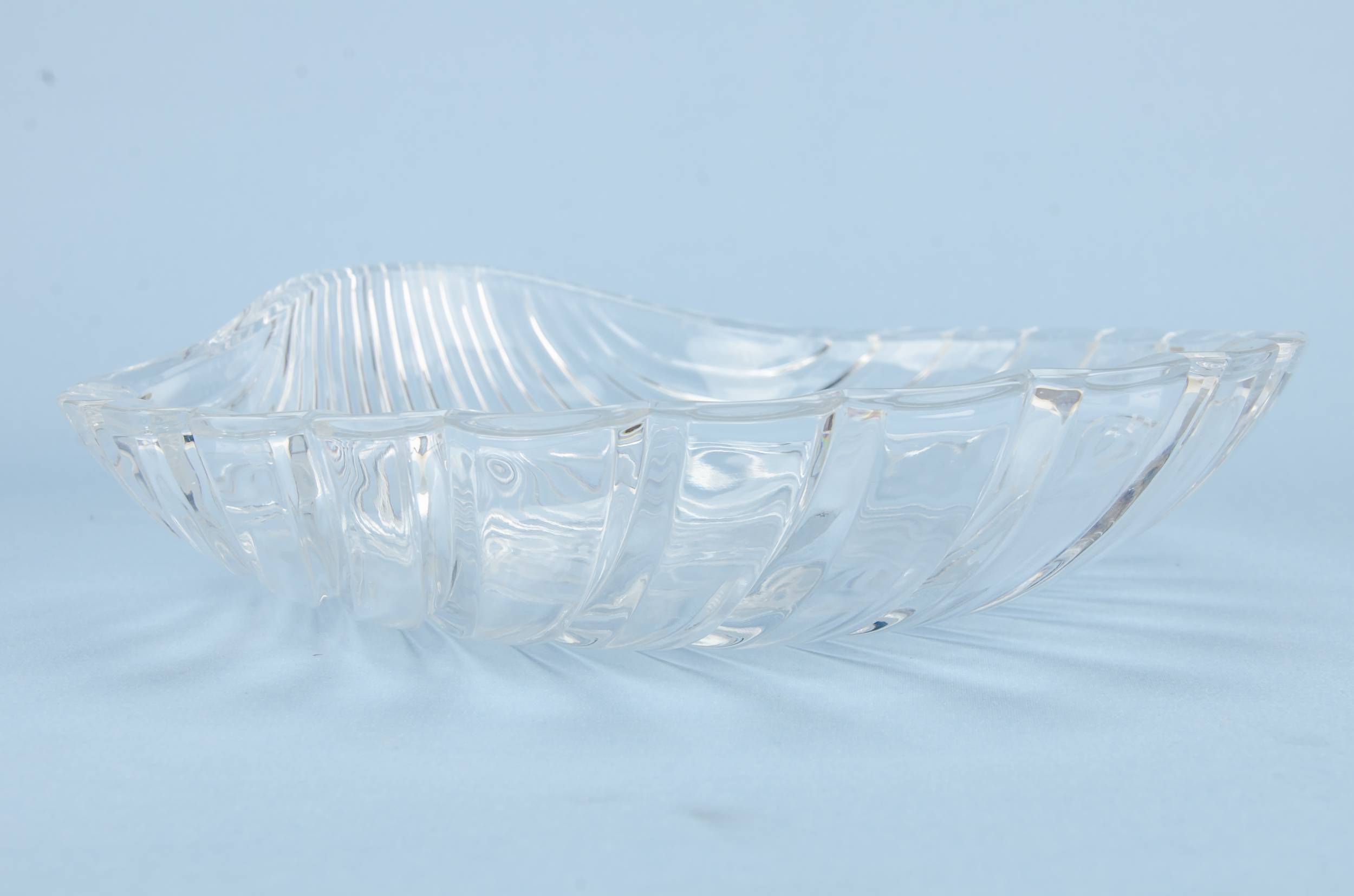 Crystal Heavy Shell — Shell shaped glass bowl 4