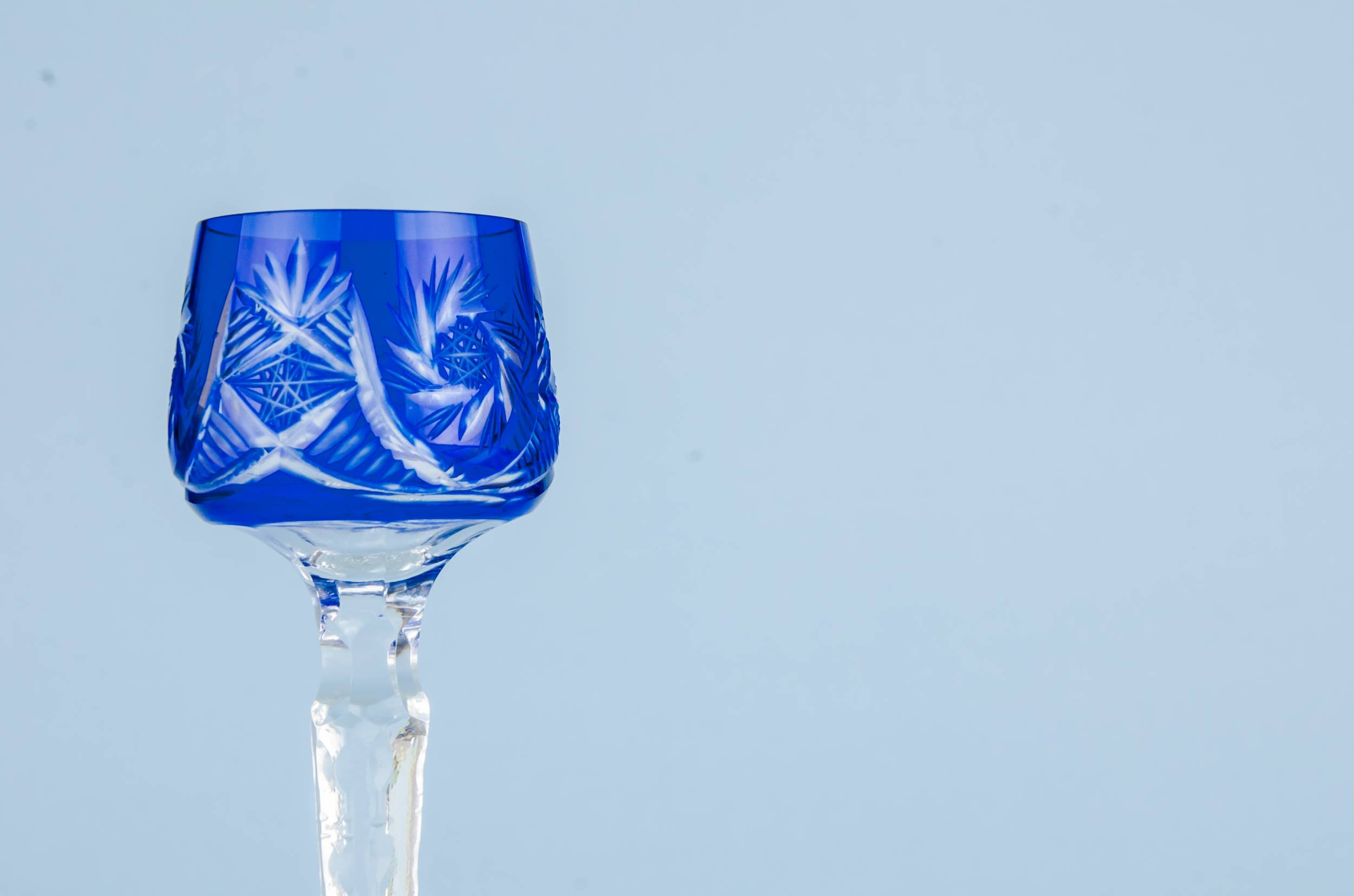 Blue Retro Pinwheel — 2 blue shot stem glasses 1