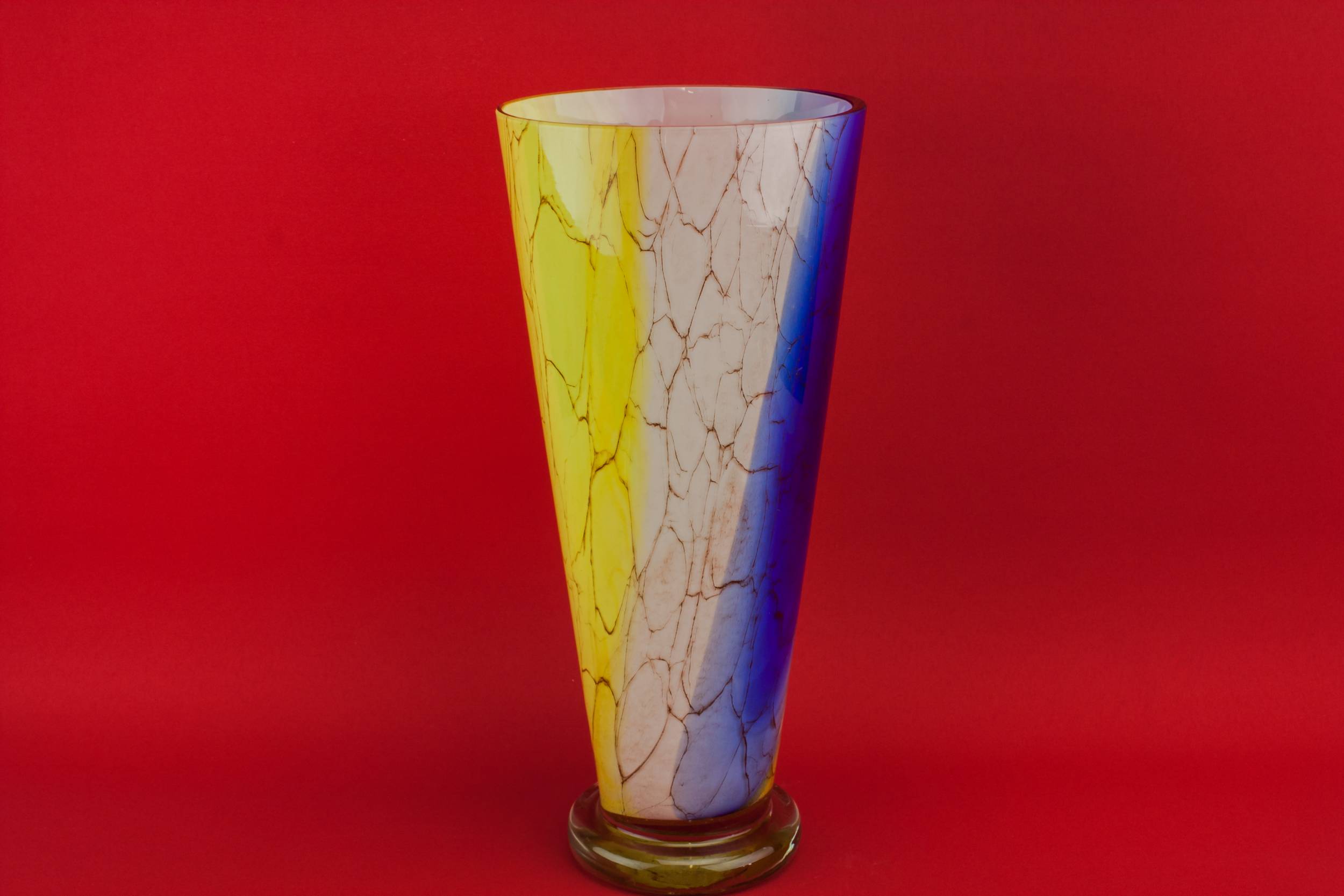 Attractive Retro VASE — Tall conical vase 1